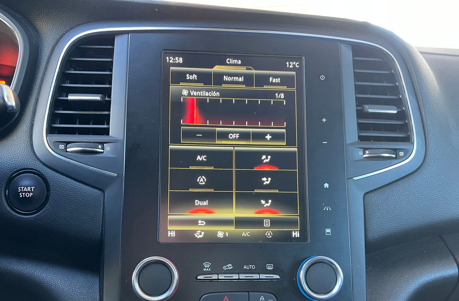 Renault Mégane Sport Tourer Zen TCe GPF - foto 28