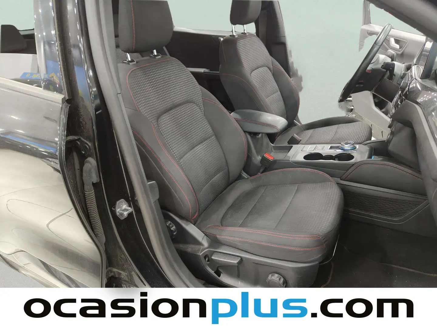 Foto Ford Kuga Ford Kuga 2.5 Duratec PHEV ST-Line Auto (225 CV)