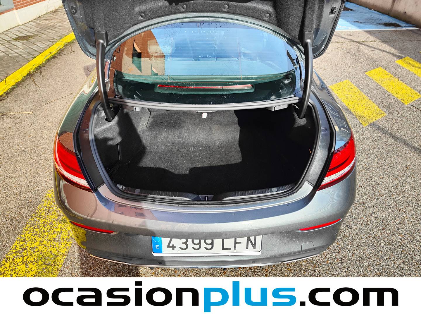 Foto Mercedes Clase C Mercedes-Benz Clase C C Coupe 300 (258 CV) Pack AMG