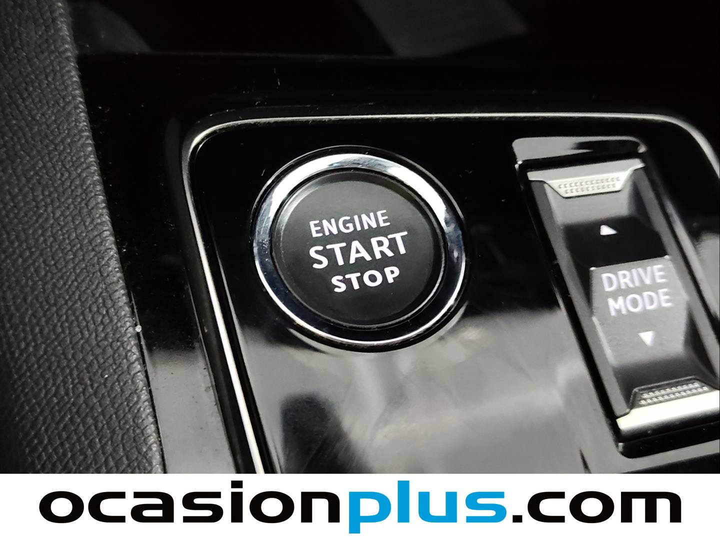 Foto Peugeot 3008 Peugeot 3008 PureTech 130 S&S GT EAT8 (130 CV)