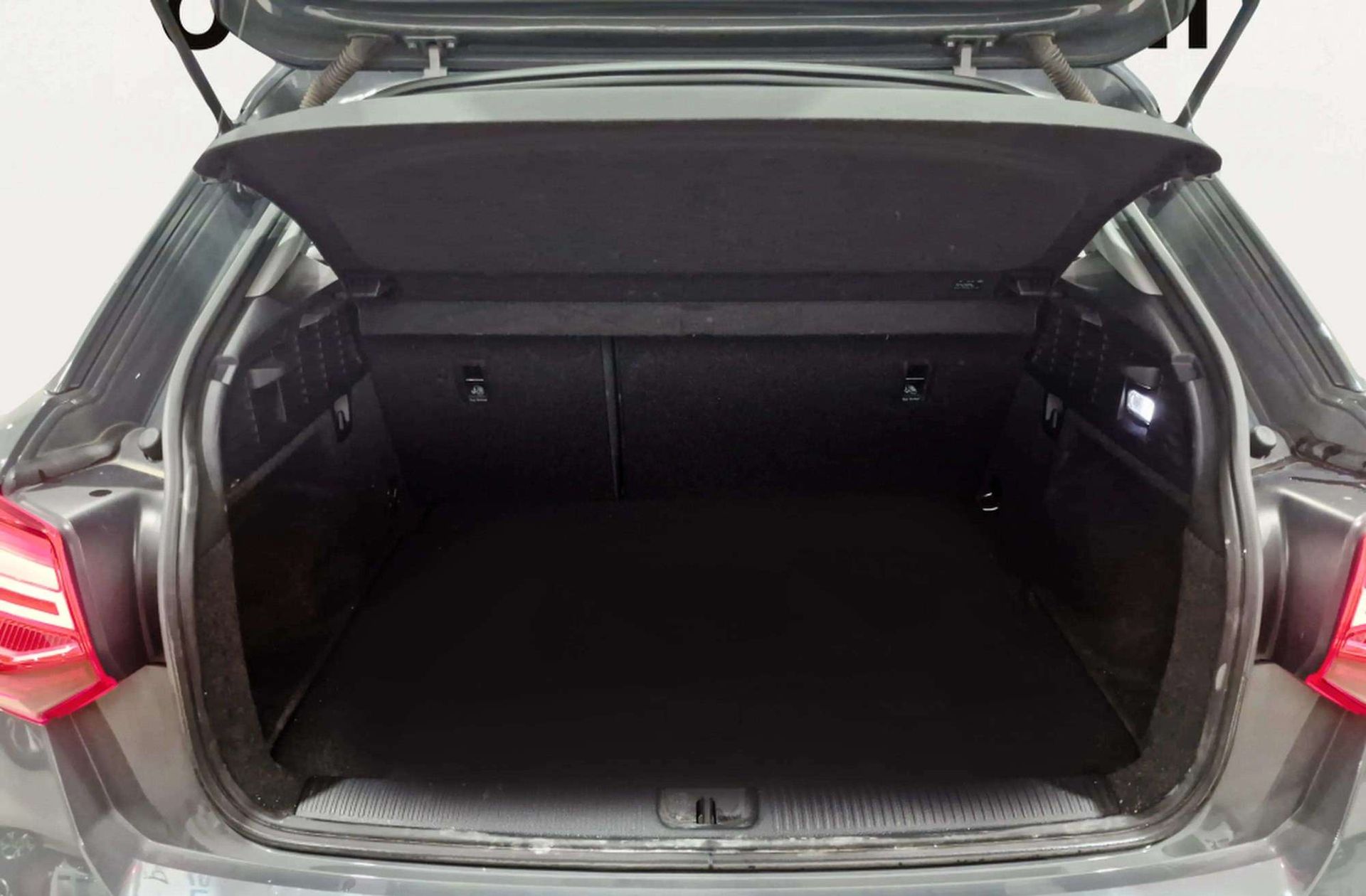 Audi Q2 Advanced 30 TDI S tronic - foto 13