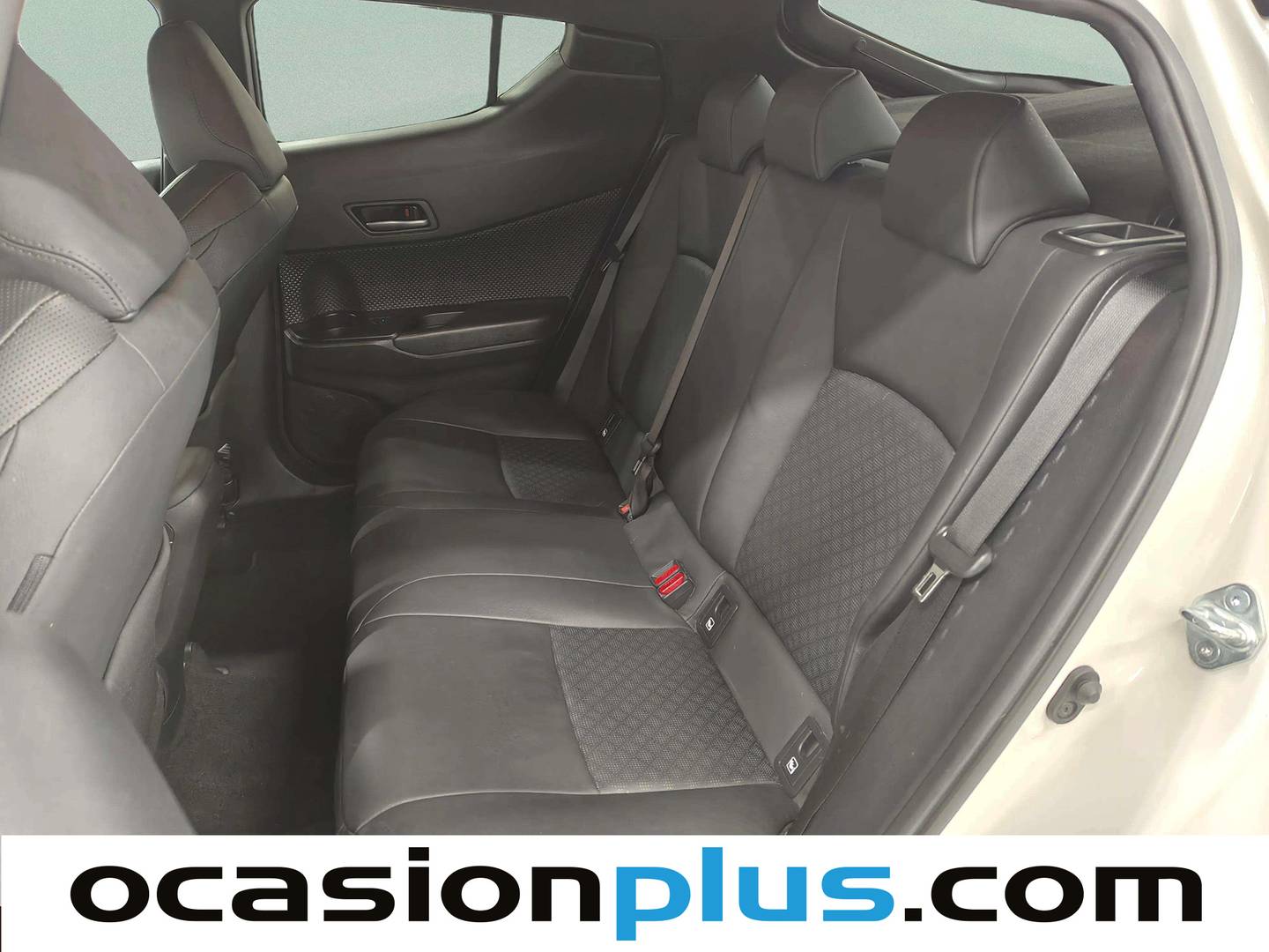 Foto asientos traseros Toyota C-HR Toyota C-HR 2.0 180H Dynamic (184 CV)