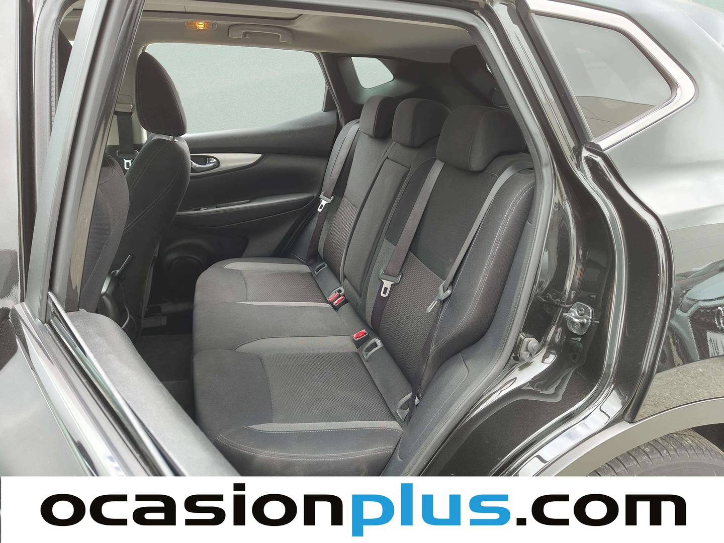Foto asientos traseros Nissan QASHQAI Nissan Qashqai DIG-T 160 N-Connecta 4x2 DCT (160 CV)