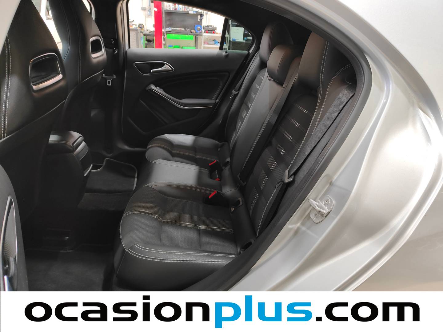 Foto asientos traseros Mercedes Clase A Mercedes-Benz Clase A 200 d  (136 CV)