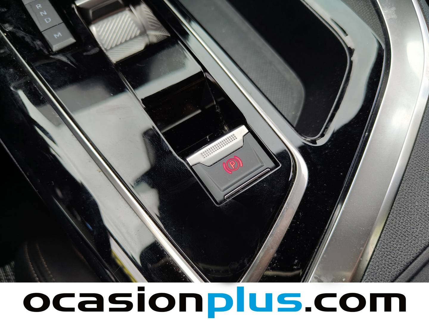 Foto Peugeot 3008 Hybrid Peugeot 3008 Hybrid GT eDCS6 (136 CV)