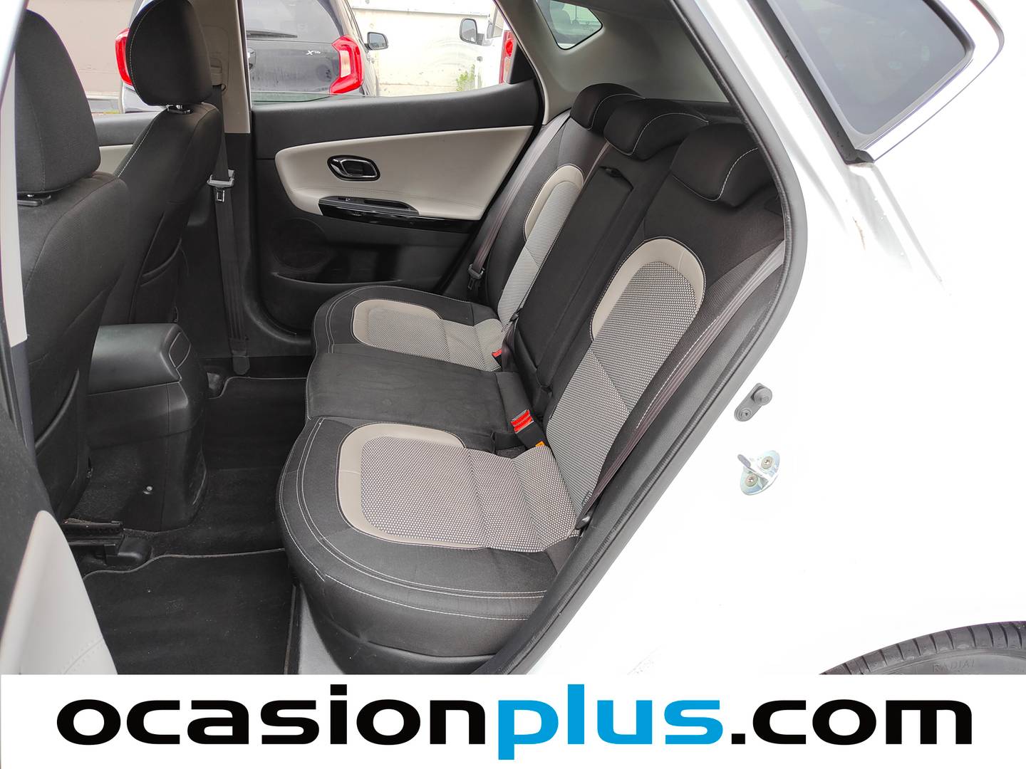 Foto asientos traseros KIA Ceed Kia Ceed 1.6 CRDi VGT Tech (136 CV)