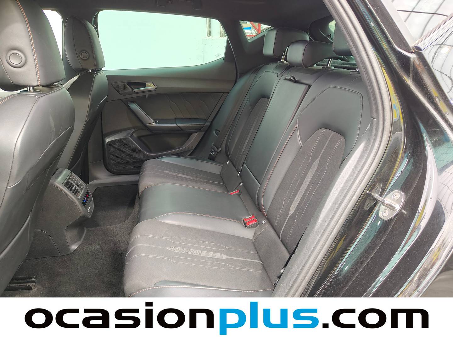 Foto asientos traseros Cupra León Cupra León 1.5 eTSI DSG (150 CV)