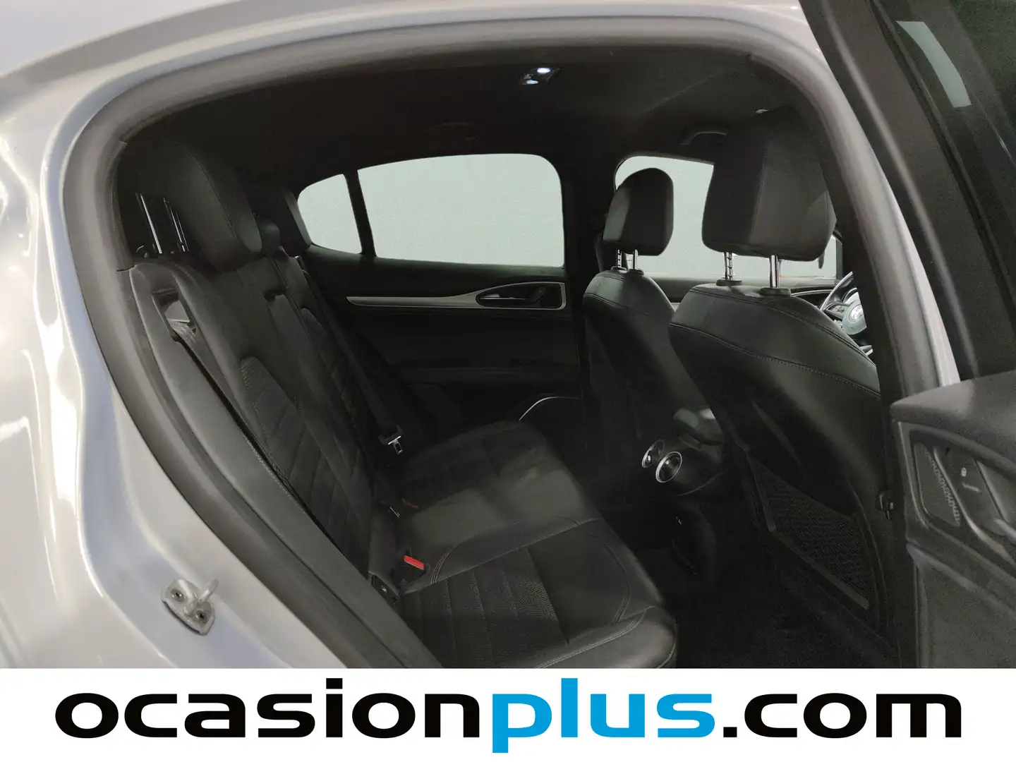 Foto Alfa Romeo Stelvio Alfa Romeo Stelvio 2.2 Diesel Sprint AWD (190 CV)