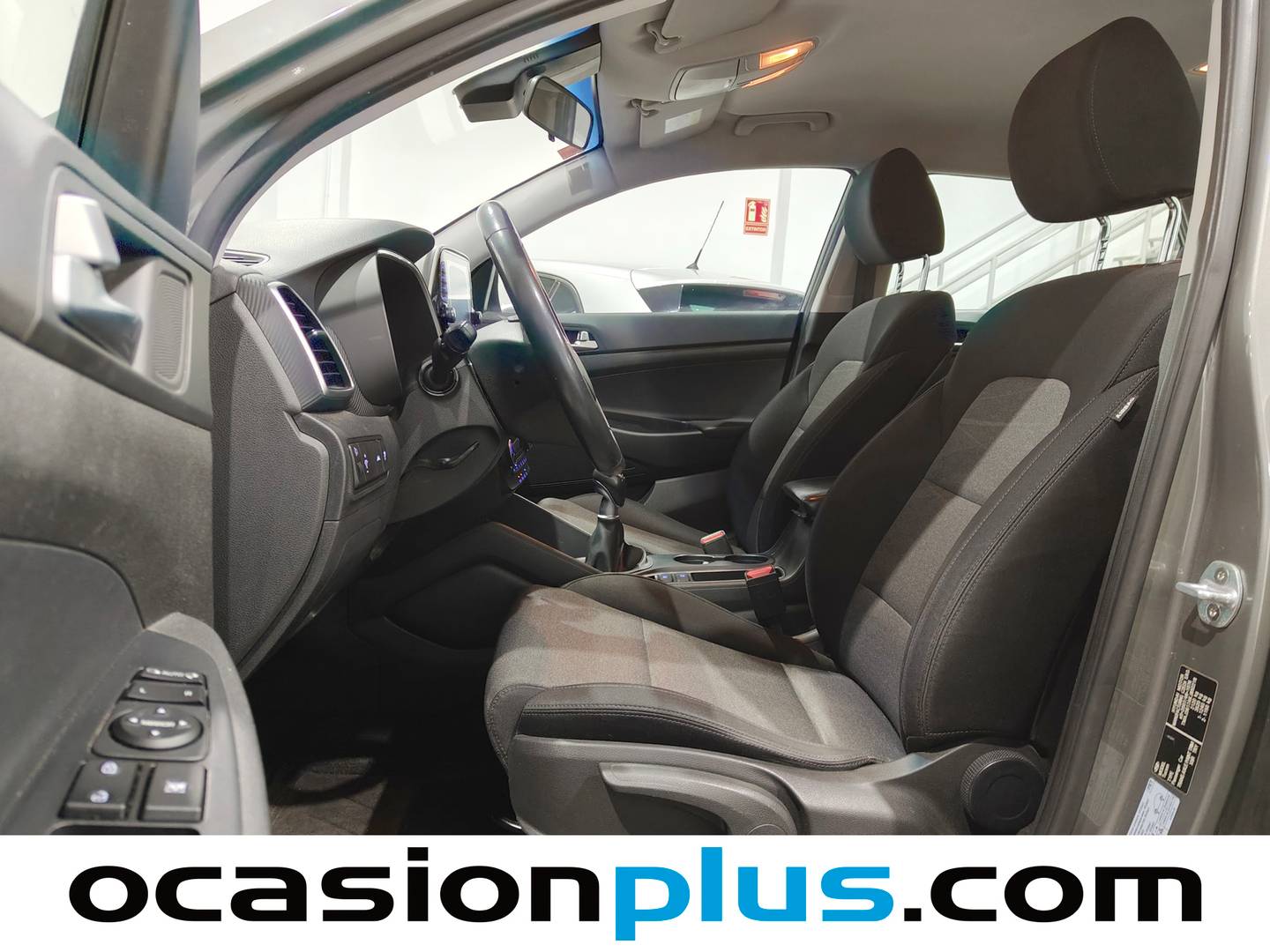 Foto asientos delanteros Hyundai Tucson Hyundai Tucson 1.6 CRDI 48V SLE 4x2 (116 CV)