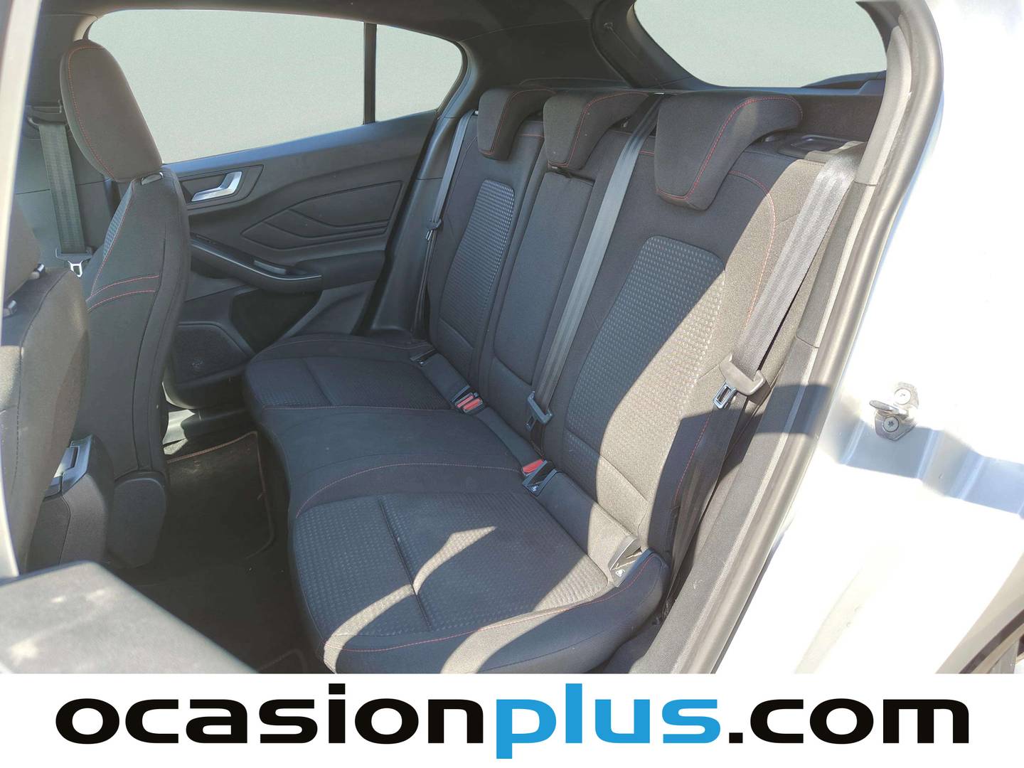 Foto asientos traseros Ford Focus Ford Focus 1.0 Ecoboost MHEV ST-Line X  (125 CV)