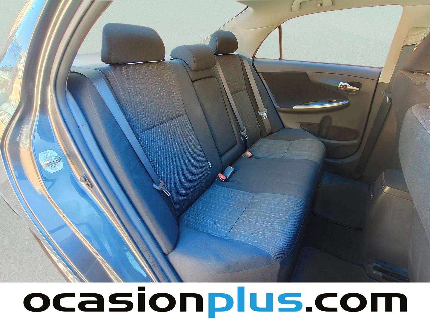Toyota Corolla Sedán Toyota Corolla 1.33 VVT-I Dual Active (101 CV) seminuevo
