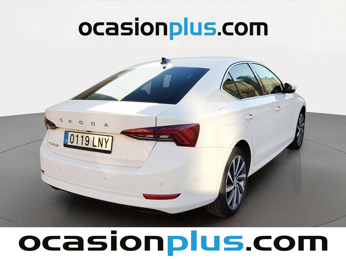 Foto trasera Skoda Octavia Skoda Octavia 2.0 TDI Style DSG (150 CV) derecha