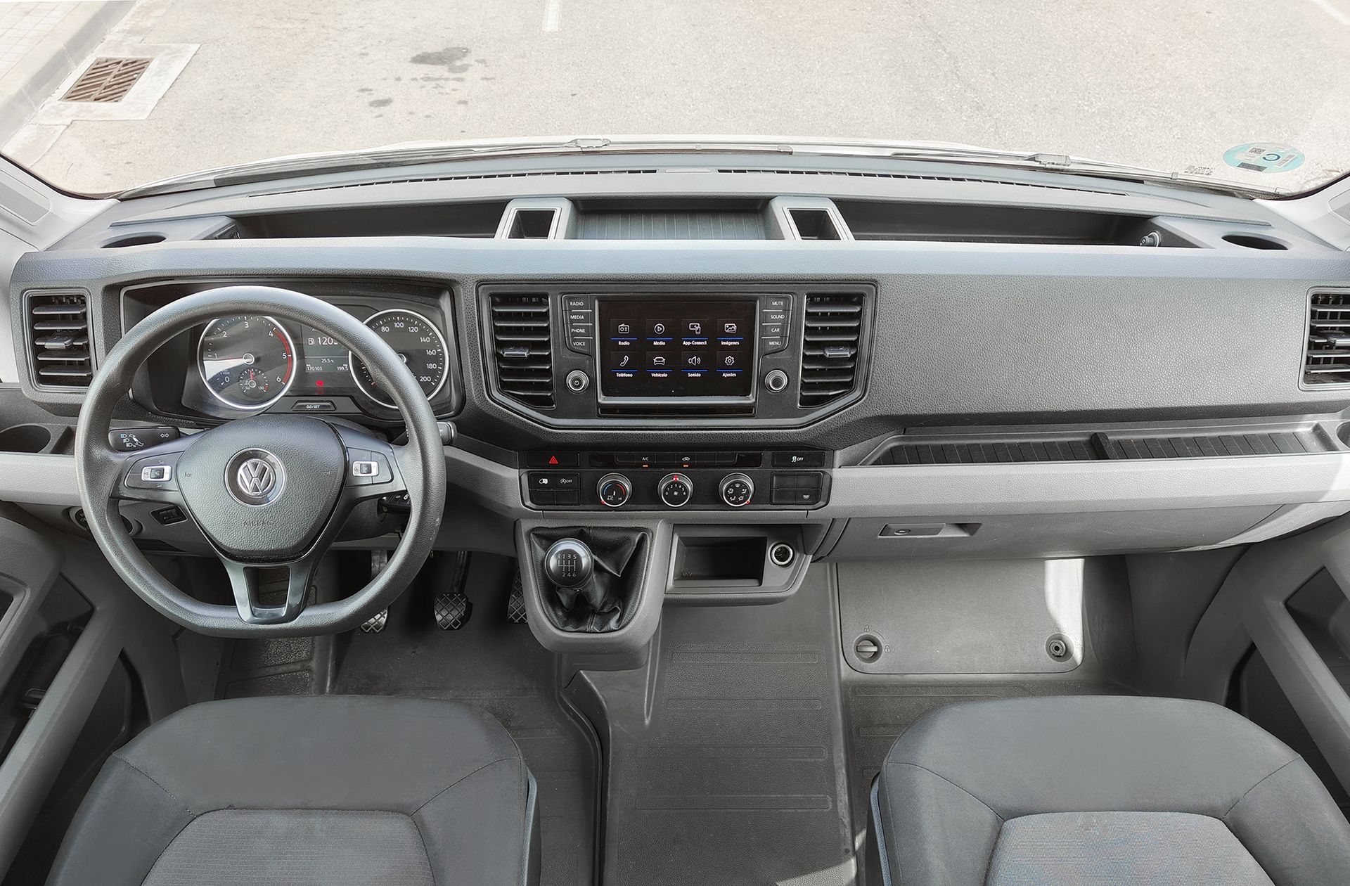 Volkswagen Crafter 35 Furgón Batalla Media L3H3 2.0 TDI 4 plazas Camperizada - foto 20