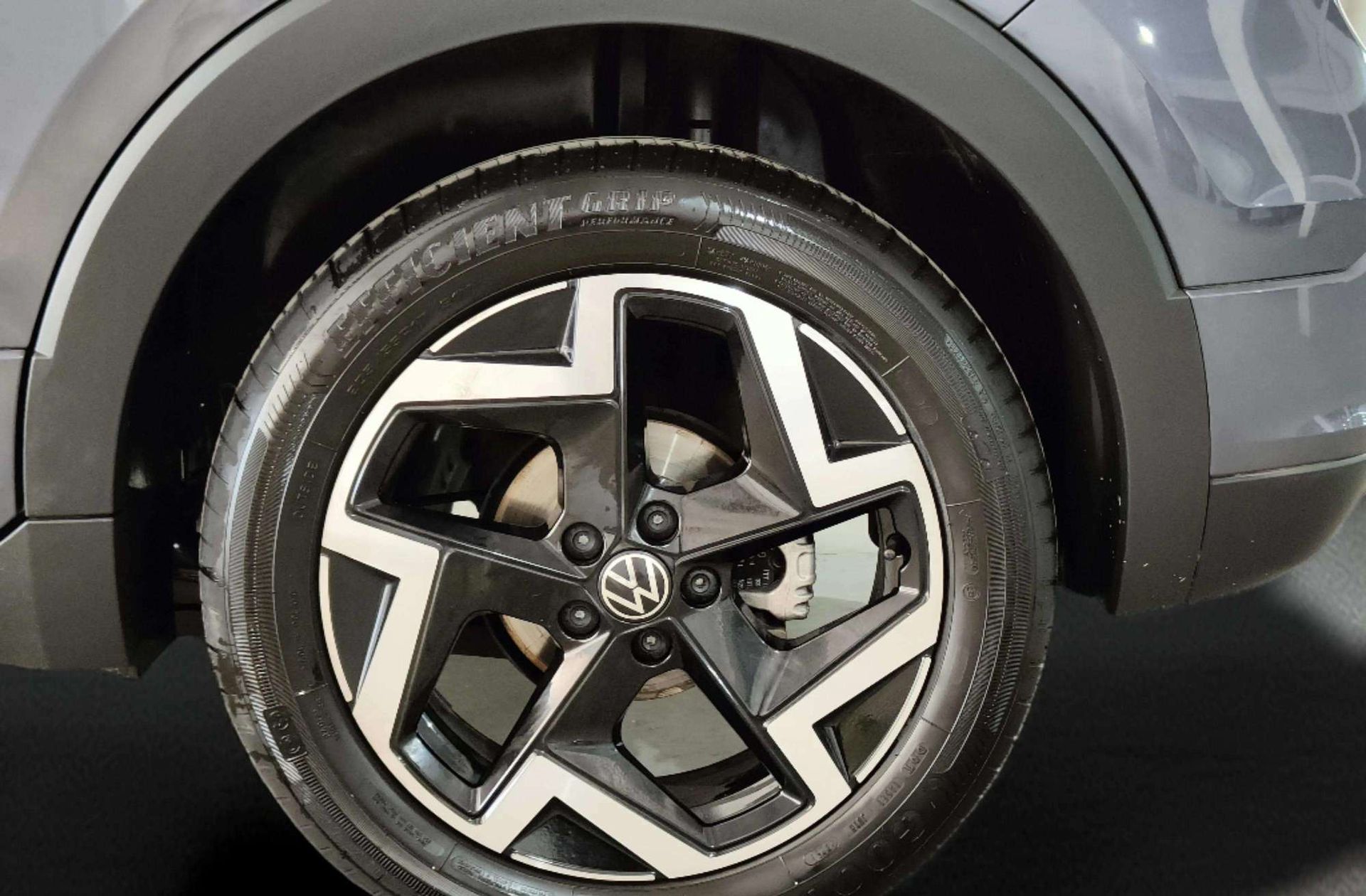 Volkswagen T-Cross R-Line 1.0 TSI DSG - foto 39
