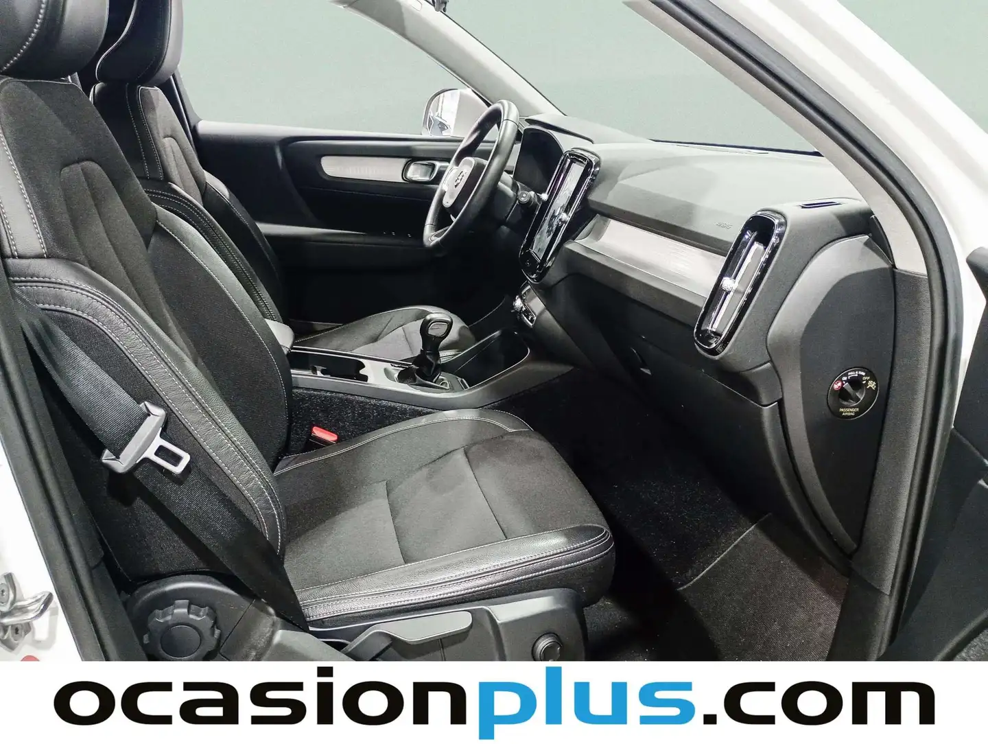 Foto Volvo XC40 Volvo XC40 T3 Momentum (156 CV)