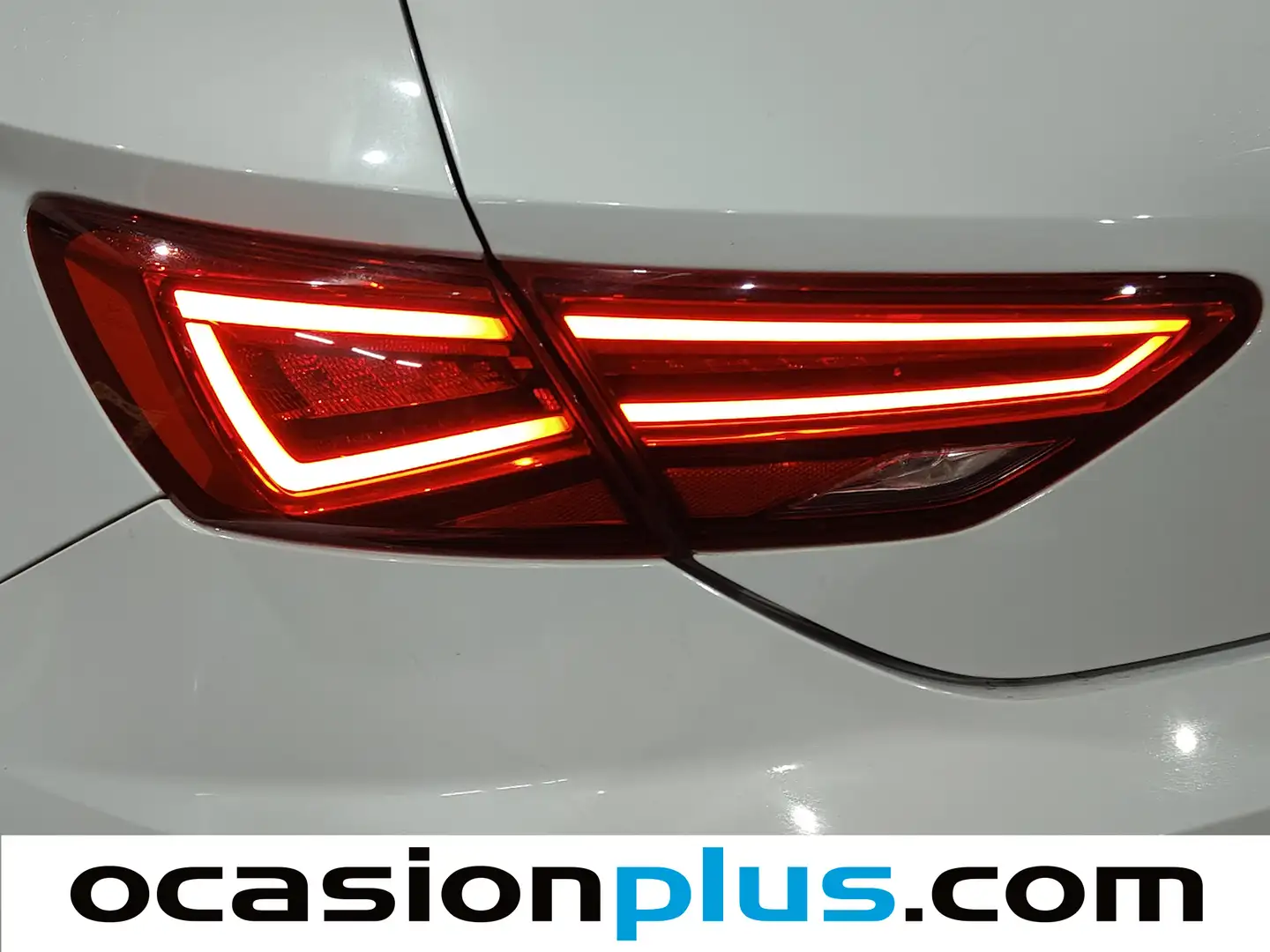 Foto Seat León SEAT León 1.4 TSI S&S ACT FR Plus DSG7 (150 CV)