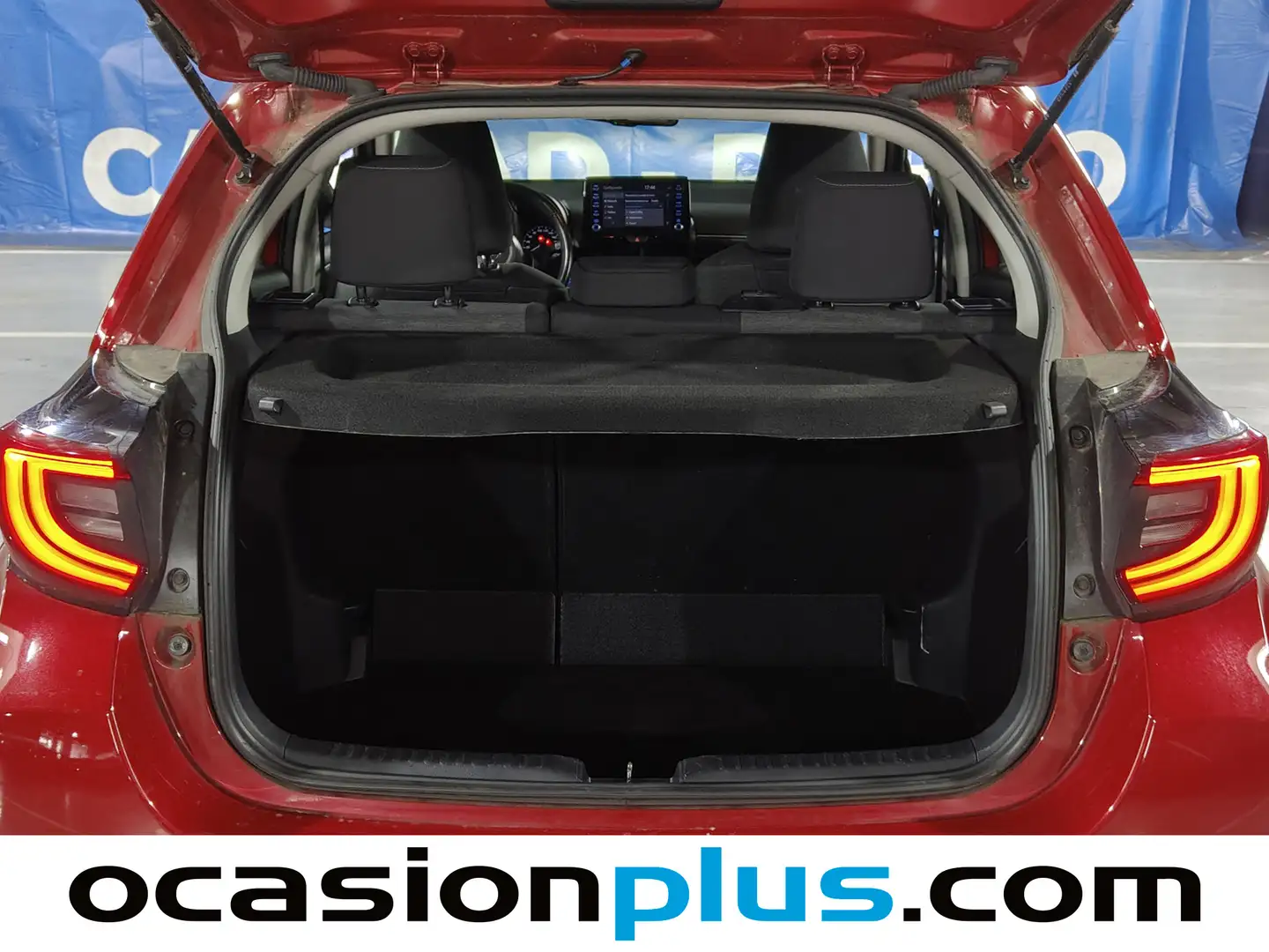 Foto Toyota Yaris Toyota Yaris 120H Business Plus (116 CV)