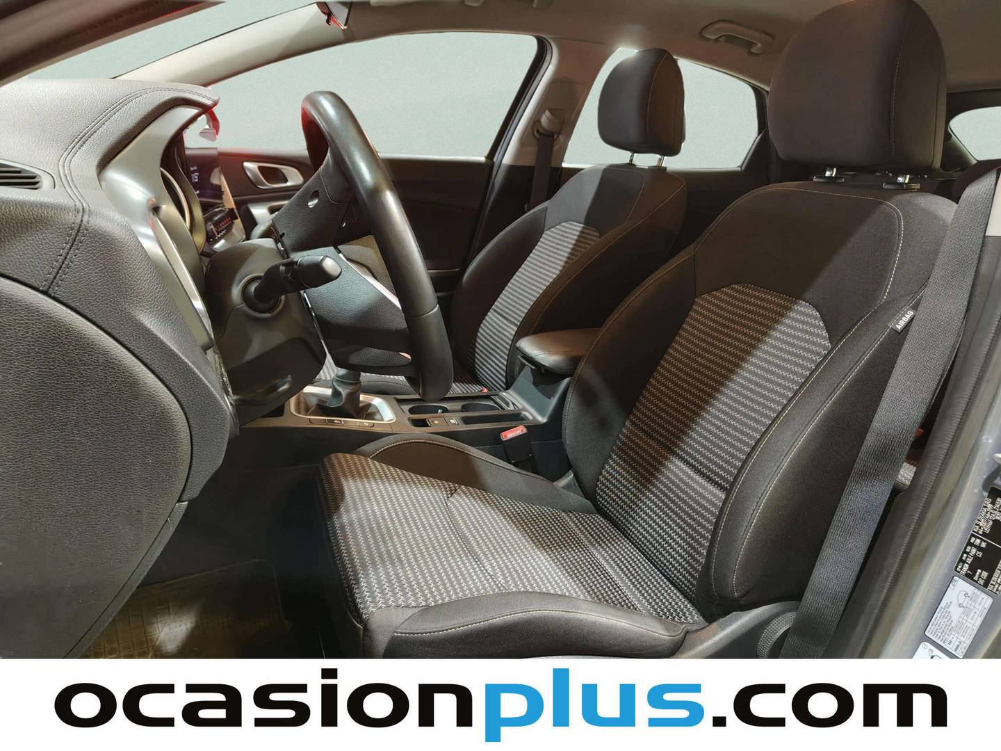 Foto asientos delanteros KIA XCeed KIA XCeed 1.0 T-GDi Drive (100 CV)