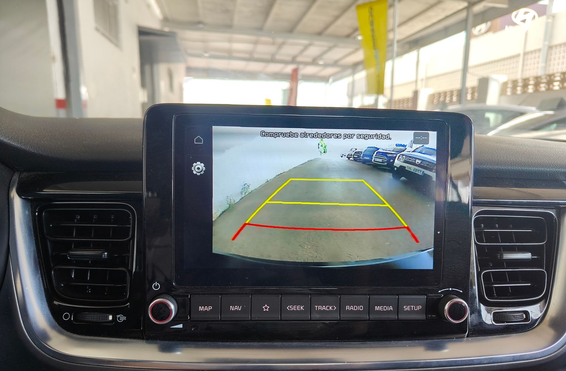 Kia Stonic 1.0 T-GDi Drive DCT - foto 9