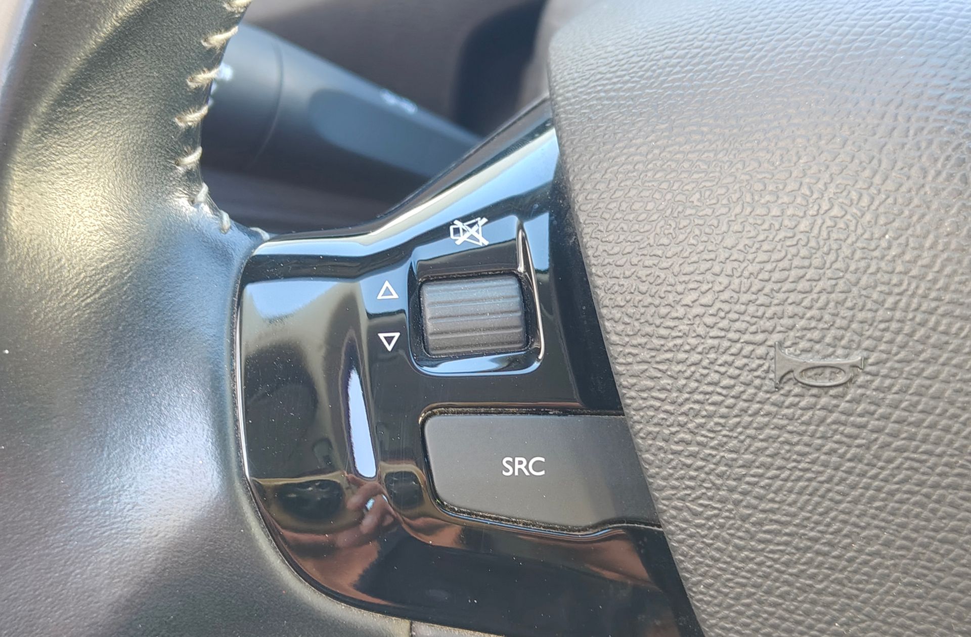 Peugeot 308 1.5 BlueHDi Business Line - foto 24
