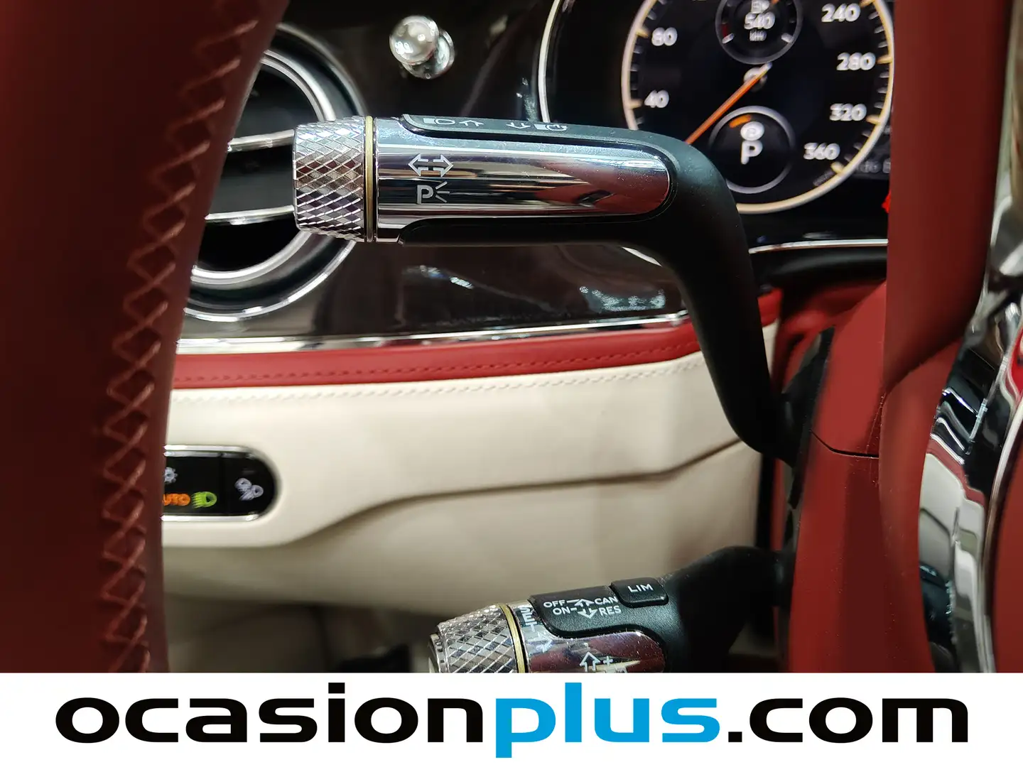 Foto Bentley Flying Spur Bentley Flying Spur 4.0 V8 Flying Spur (550 CV)