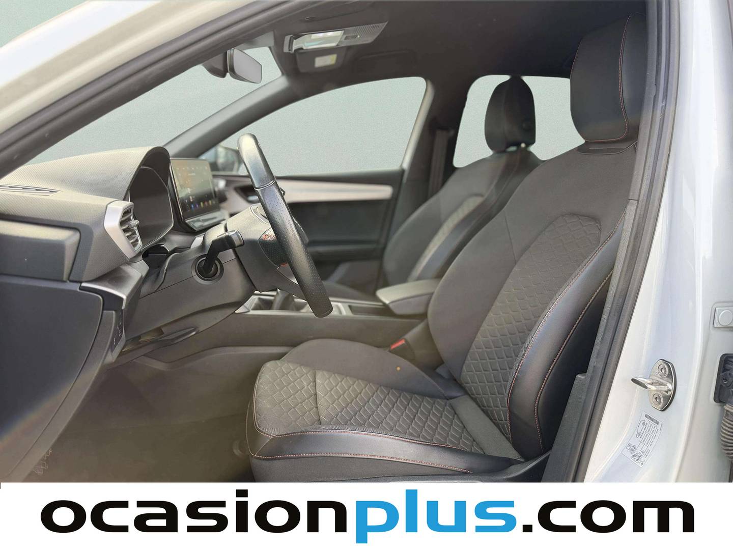 Foto asientos delanteros Seat León Seat León 1.0 TSI S&S FR 25 Aniversario (110 CV)