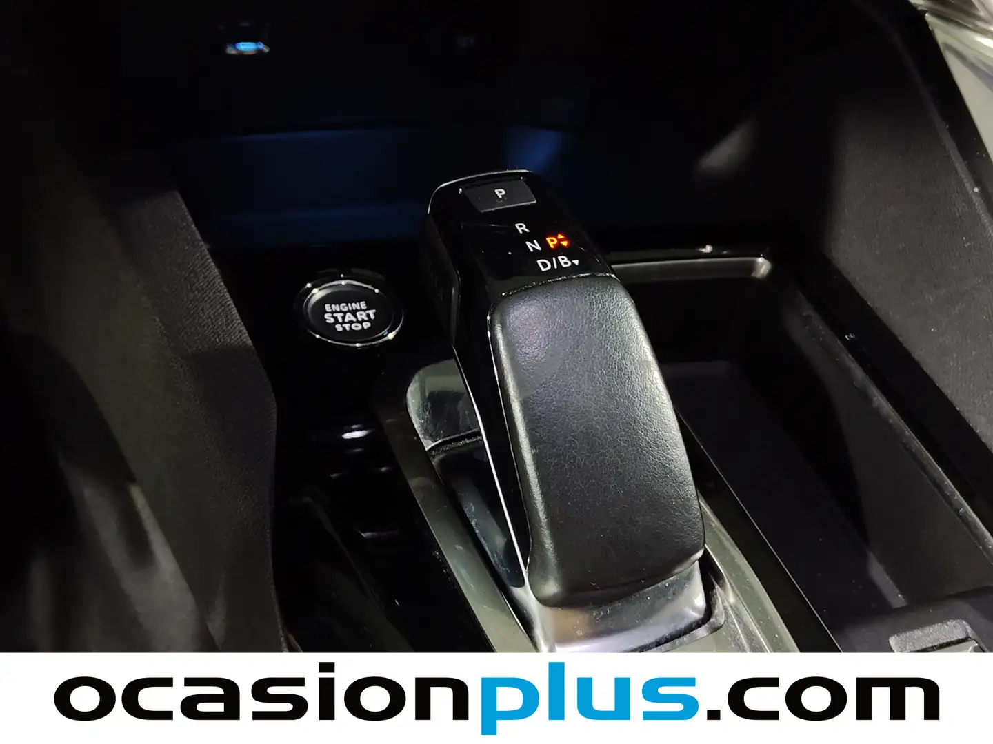 Foto Peugeot 3008 Hybrid Peugeot 3008 Hybrid 225 Allure e-EAT8 (225 CV)