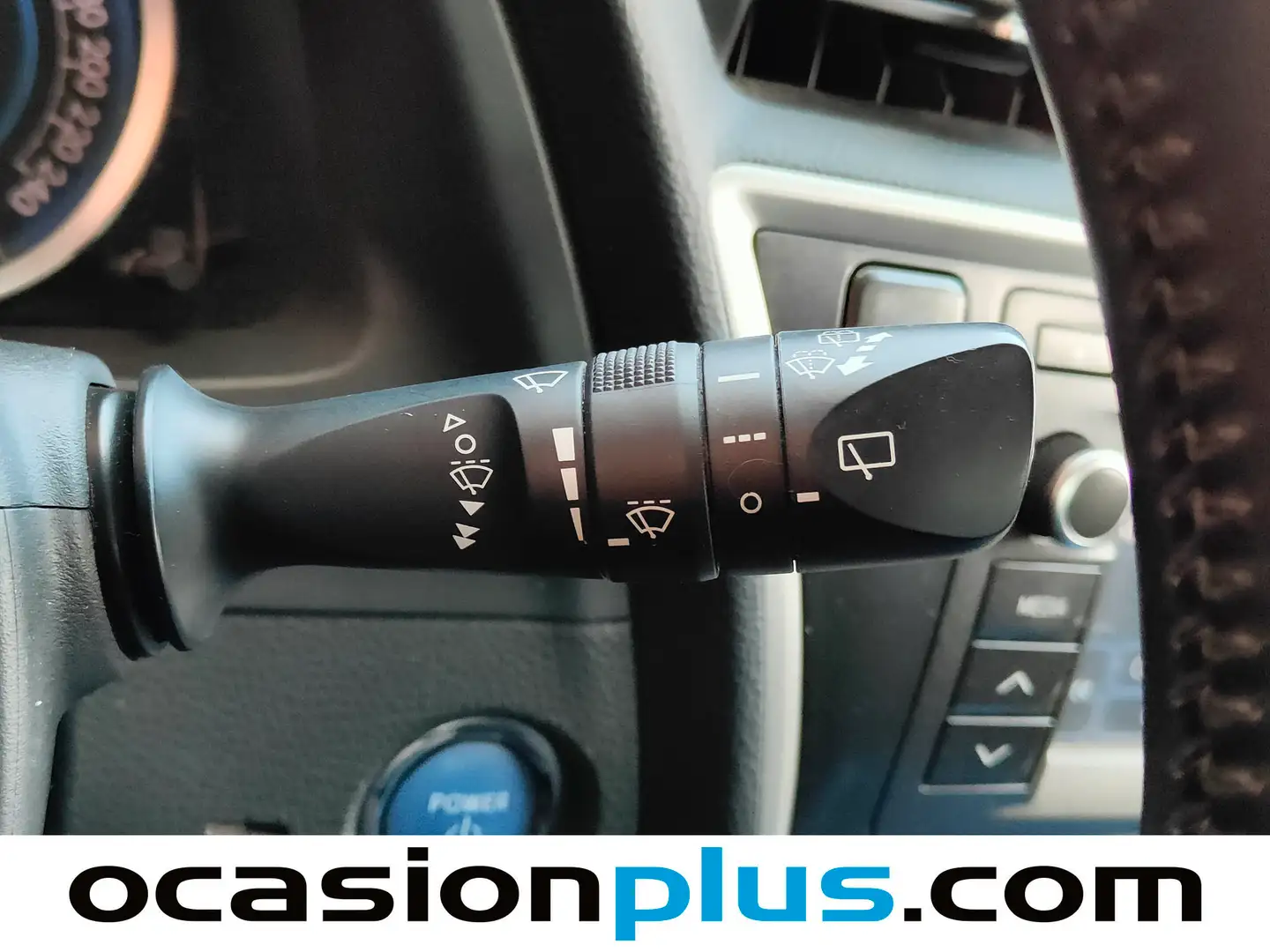 Foto Toyota Auris Toyota Auris 1.8 Hybrid Active  (136 CV)