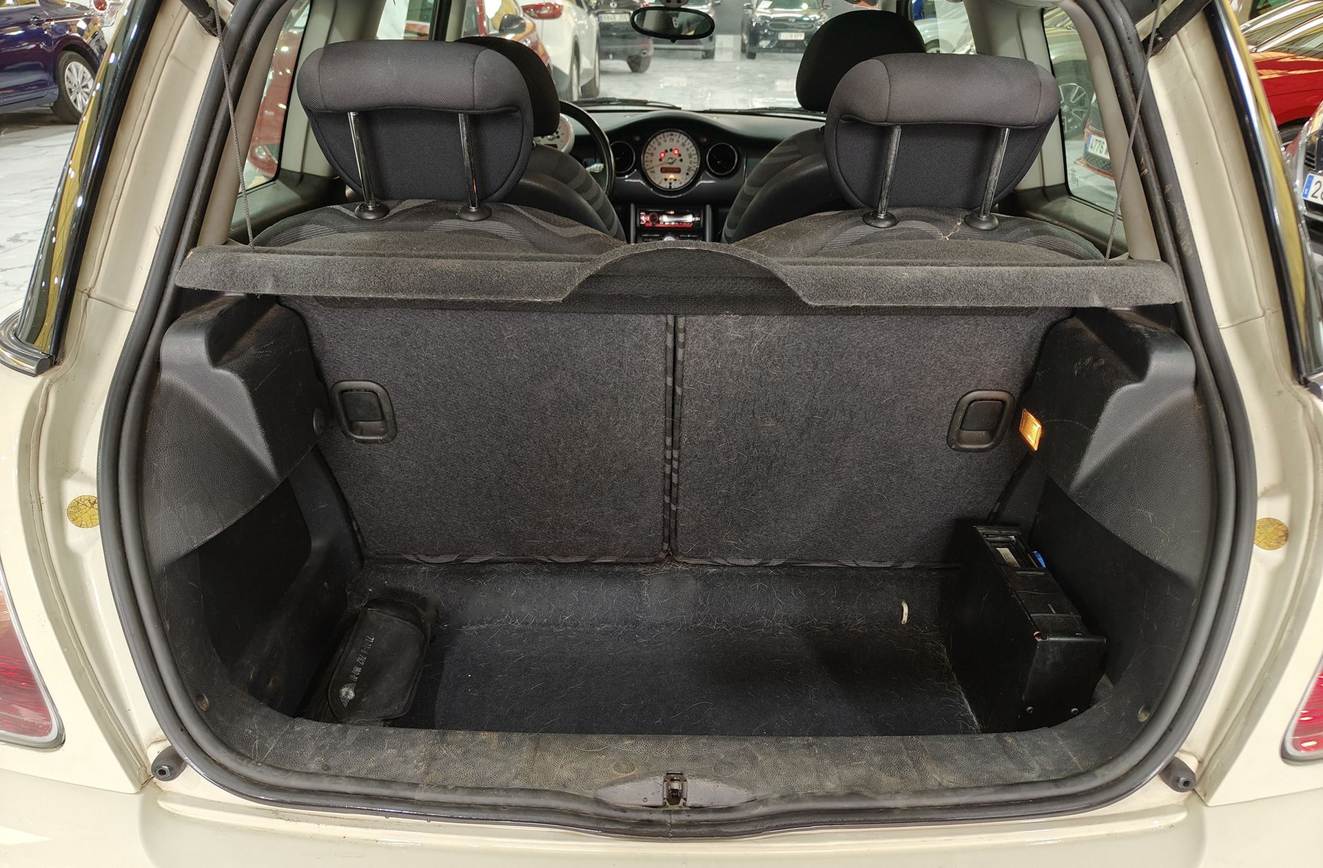 MINI Cooper One D - foto 15