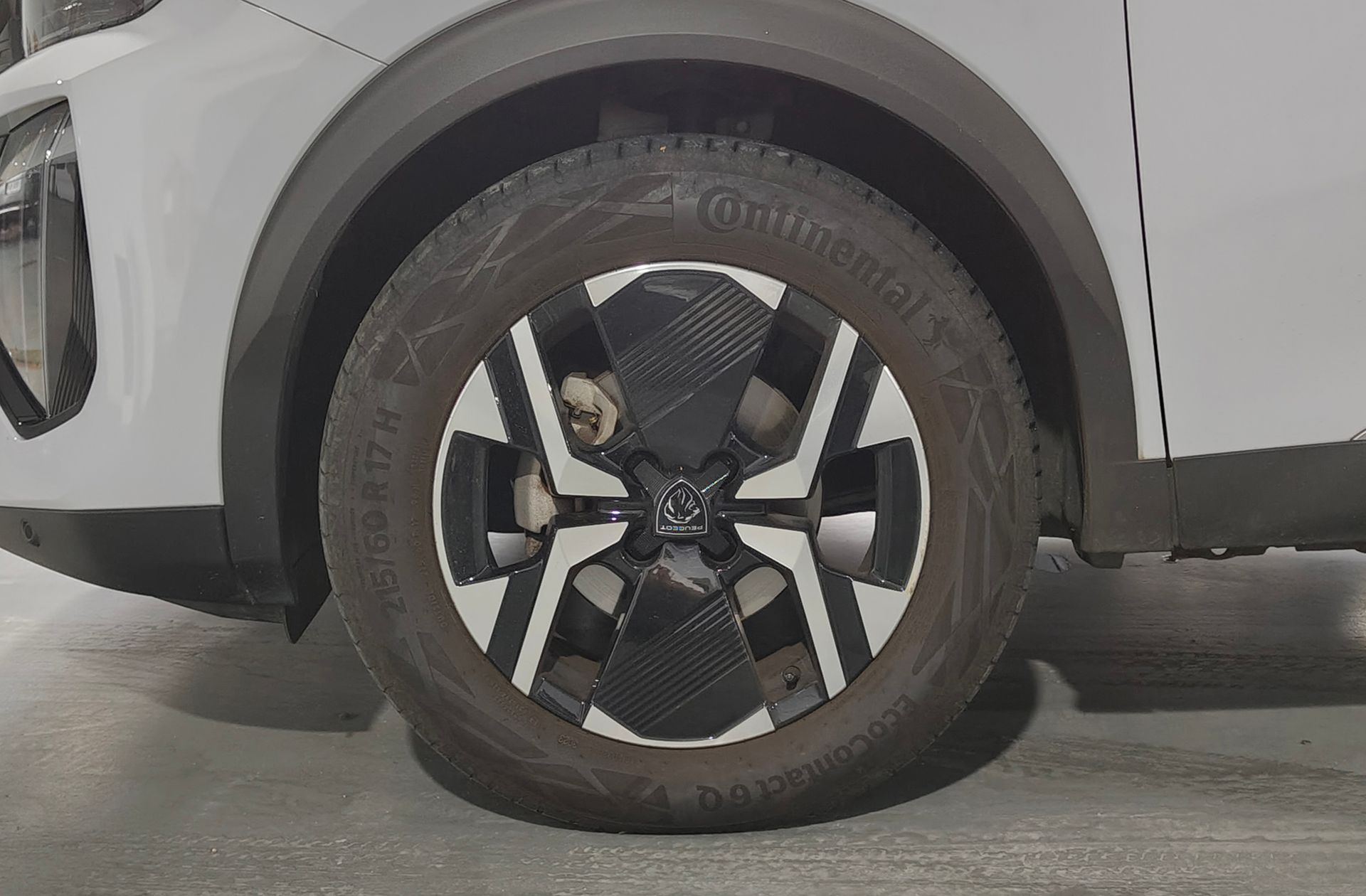 Peugeot 2008 PureTech 100 Allure - foto 40