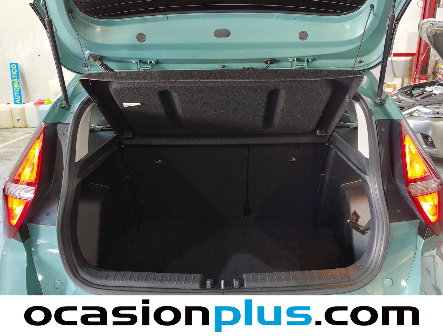 Foto Hyundai Bayon Hyundai Bayon 1.2 MPI Maxx (79 CV) siete plazas
