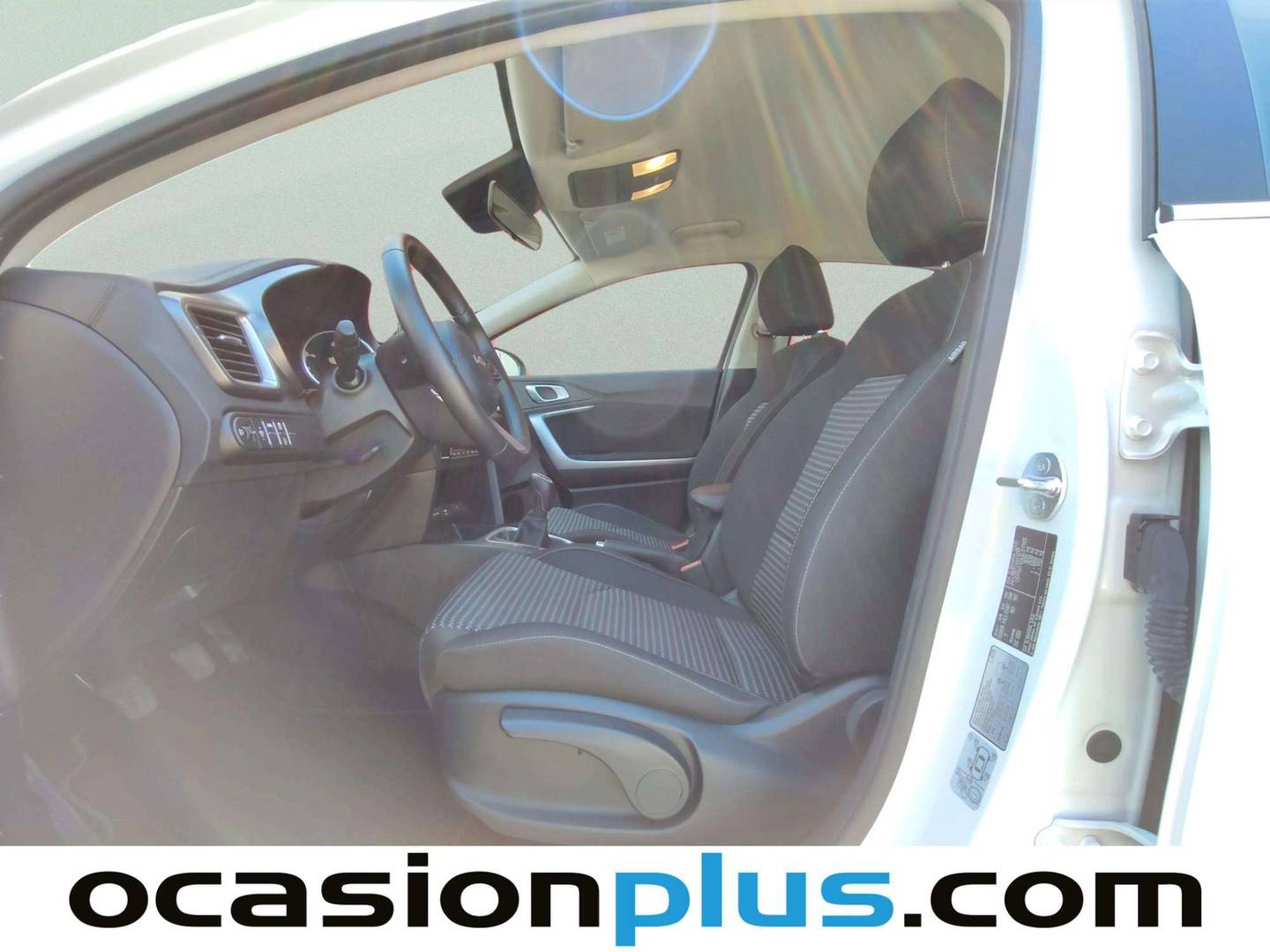 Foto asientos delanteros KIA XCeed KIA XCeed 1.0 T-GDi Drive (100 CV)