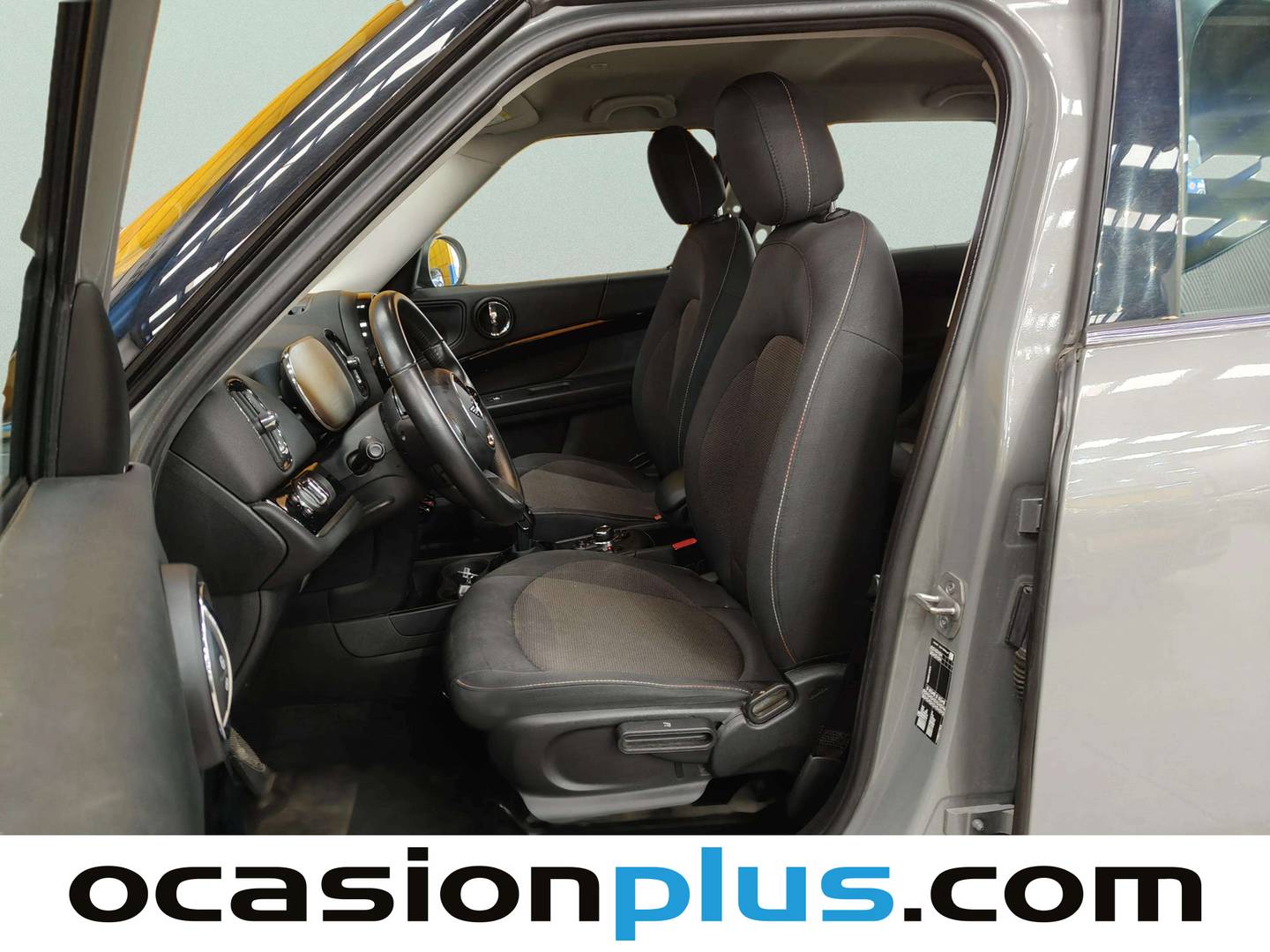 Foto asientos delanteros Mini Countryman MINI MINI Countryman One D (116 CV)