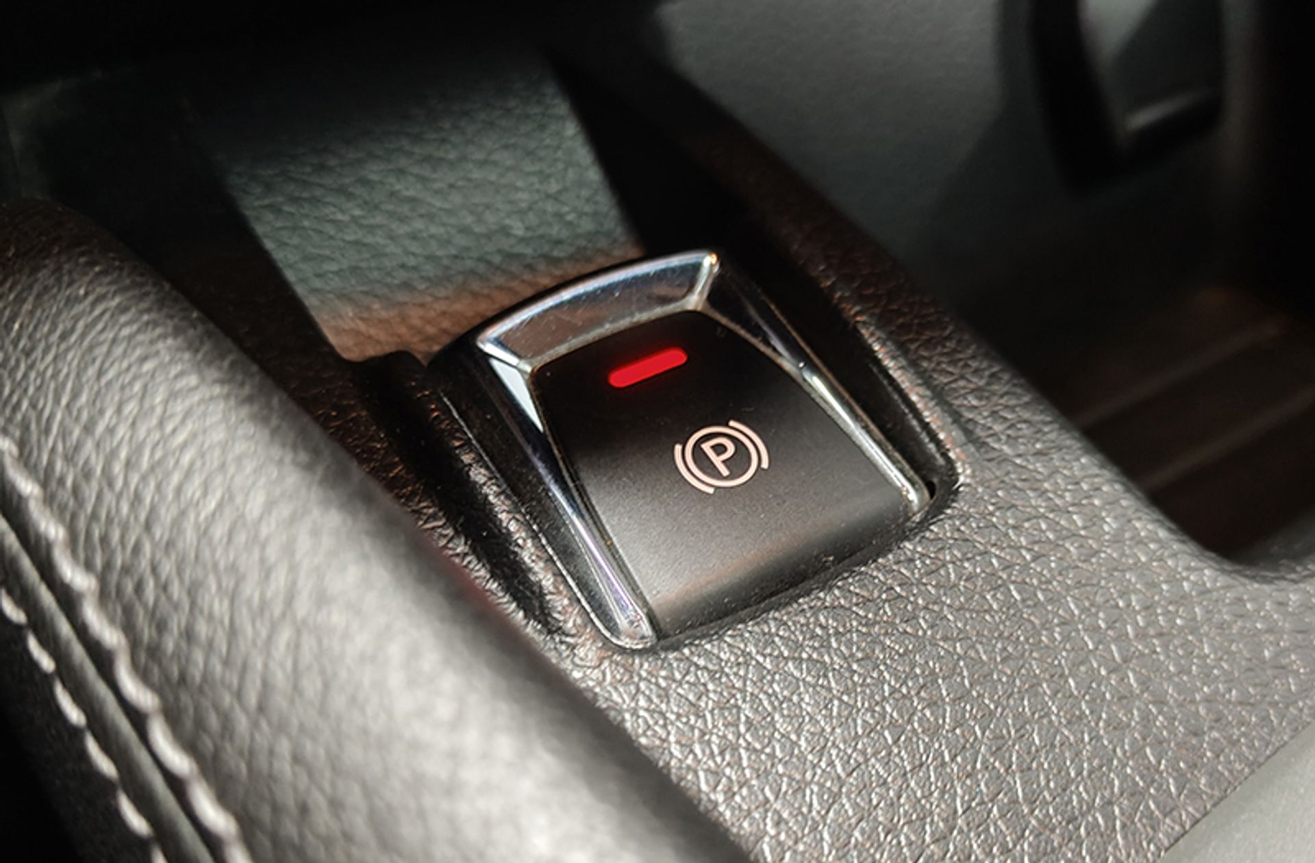 Nissan Qashqai dCi 130 Tekna 4x2 XTronic - foto 32