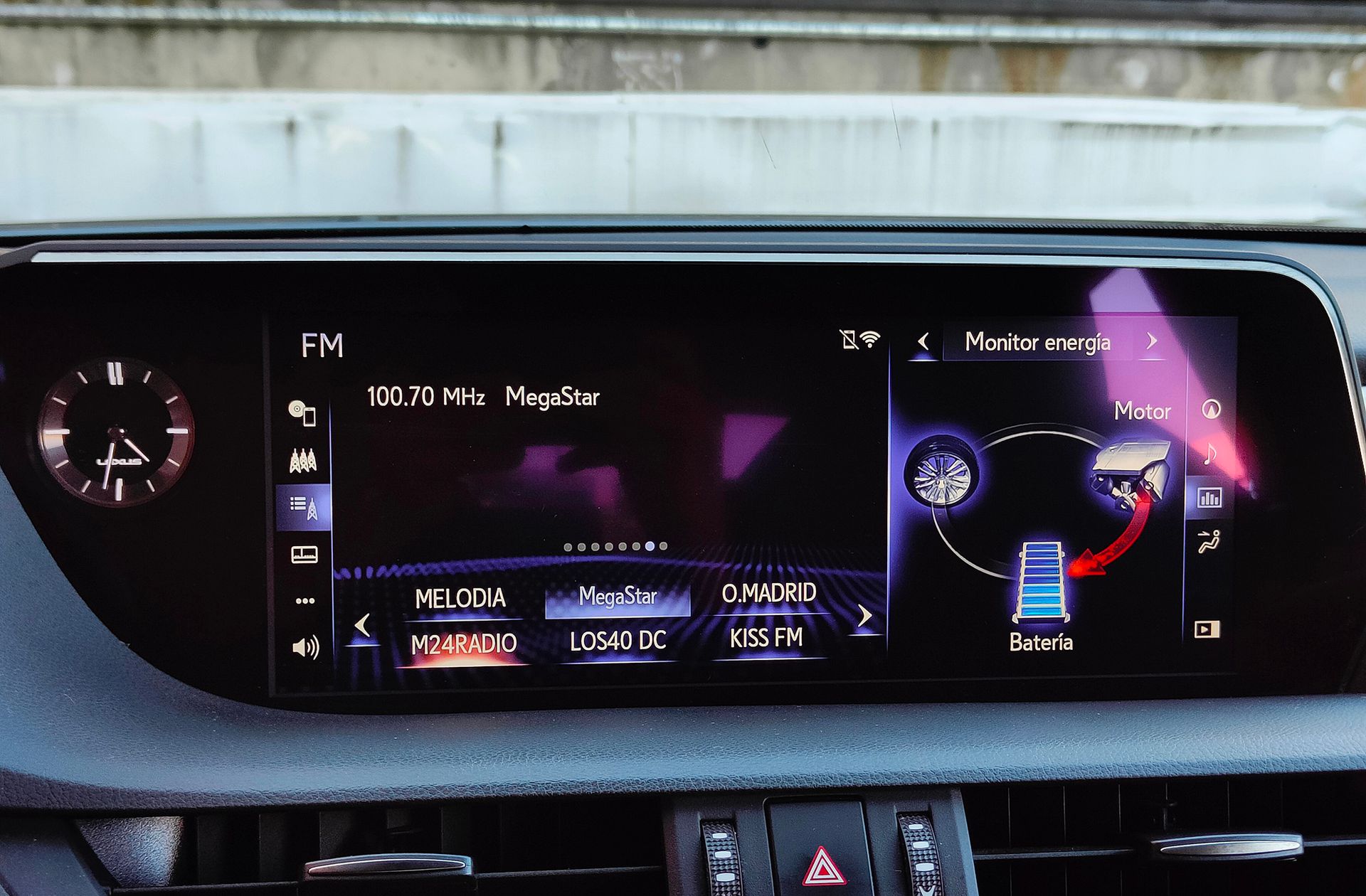 Lexus ES 300h F Sport - foto 36