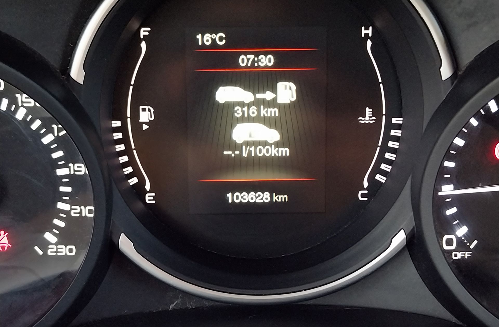 Fiat 500L 1.4 16v Cross - foto 10