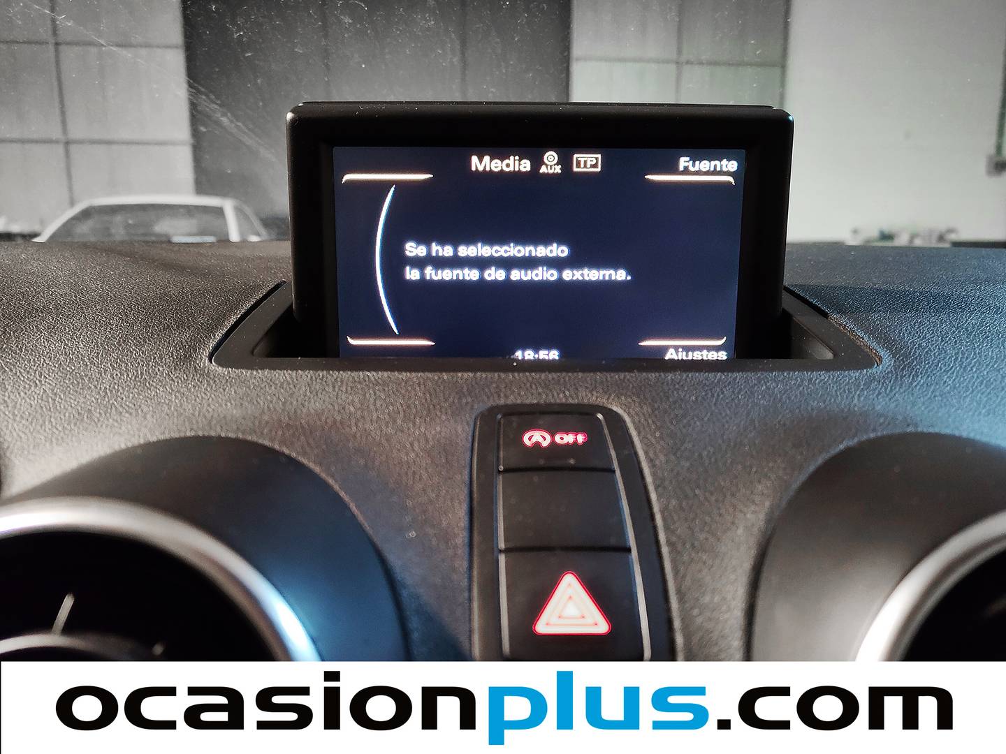 Foto Audi A1 Audi A1 Attraction 1.6 TDI (105 CV)