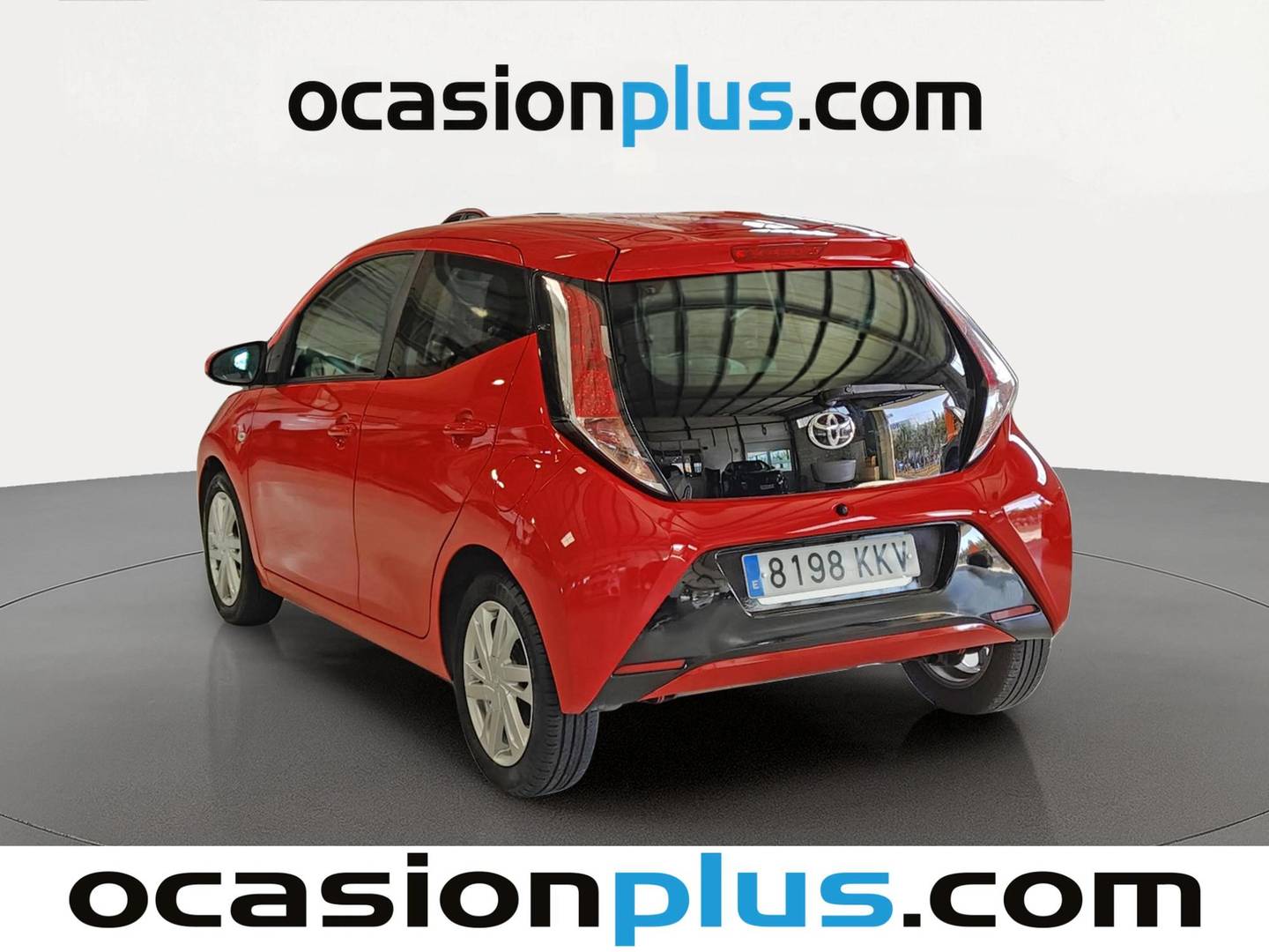 Foto trasera Toyota Aygo Toyota Aygo 1.0 70 x-play (69 CV) izquierda