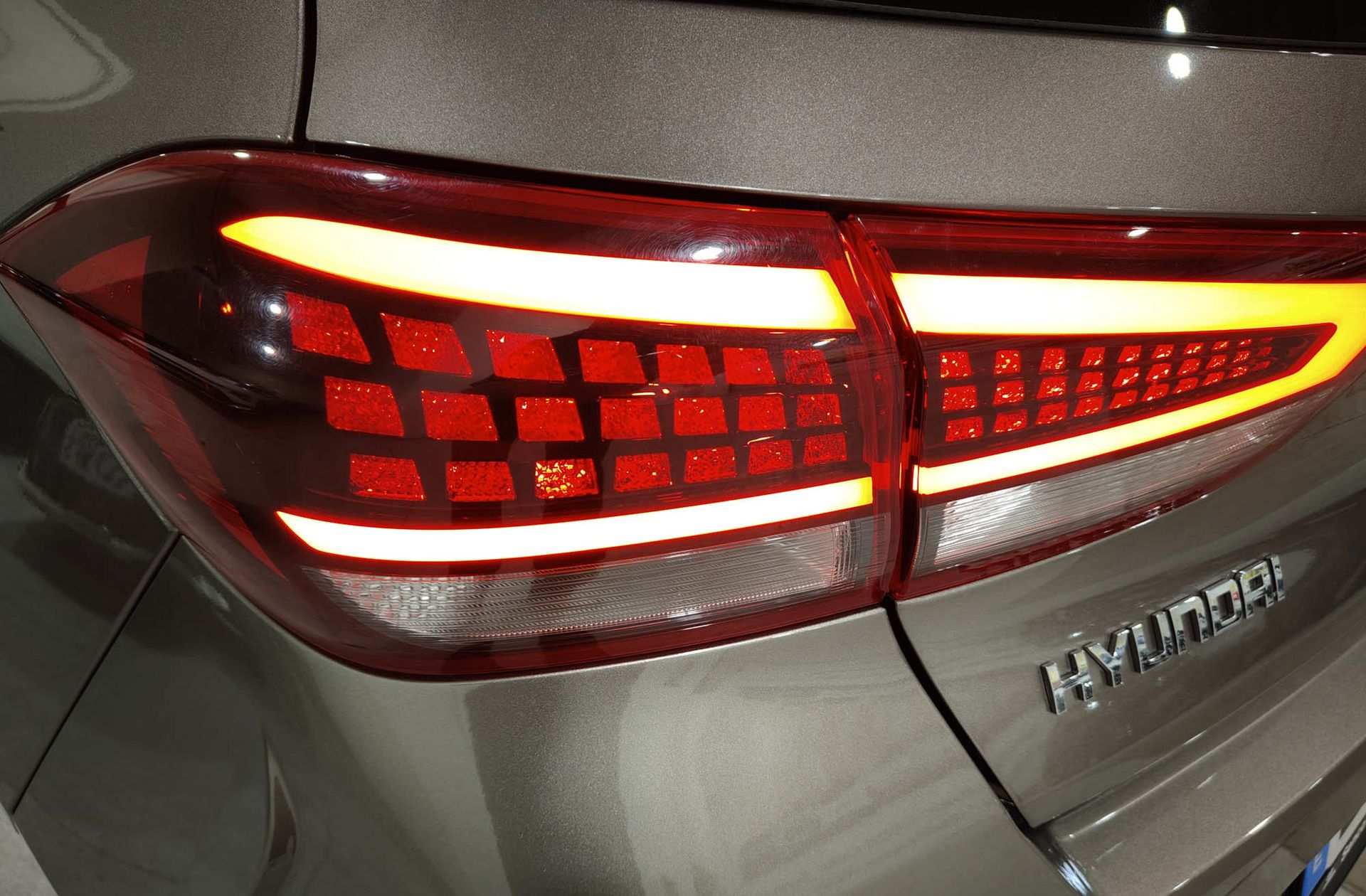 Hyundai i30 Fastback 1.0 T-GDi N Line 30 Aniversario - foto 17