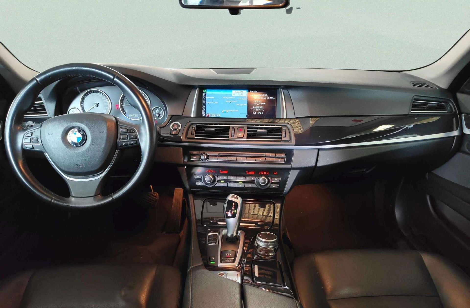 BMW Serie 5 520d - foto 6
