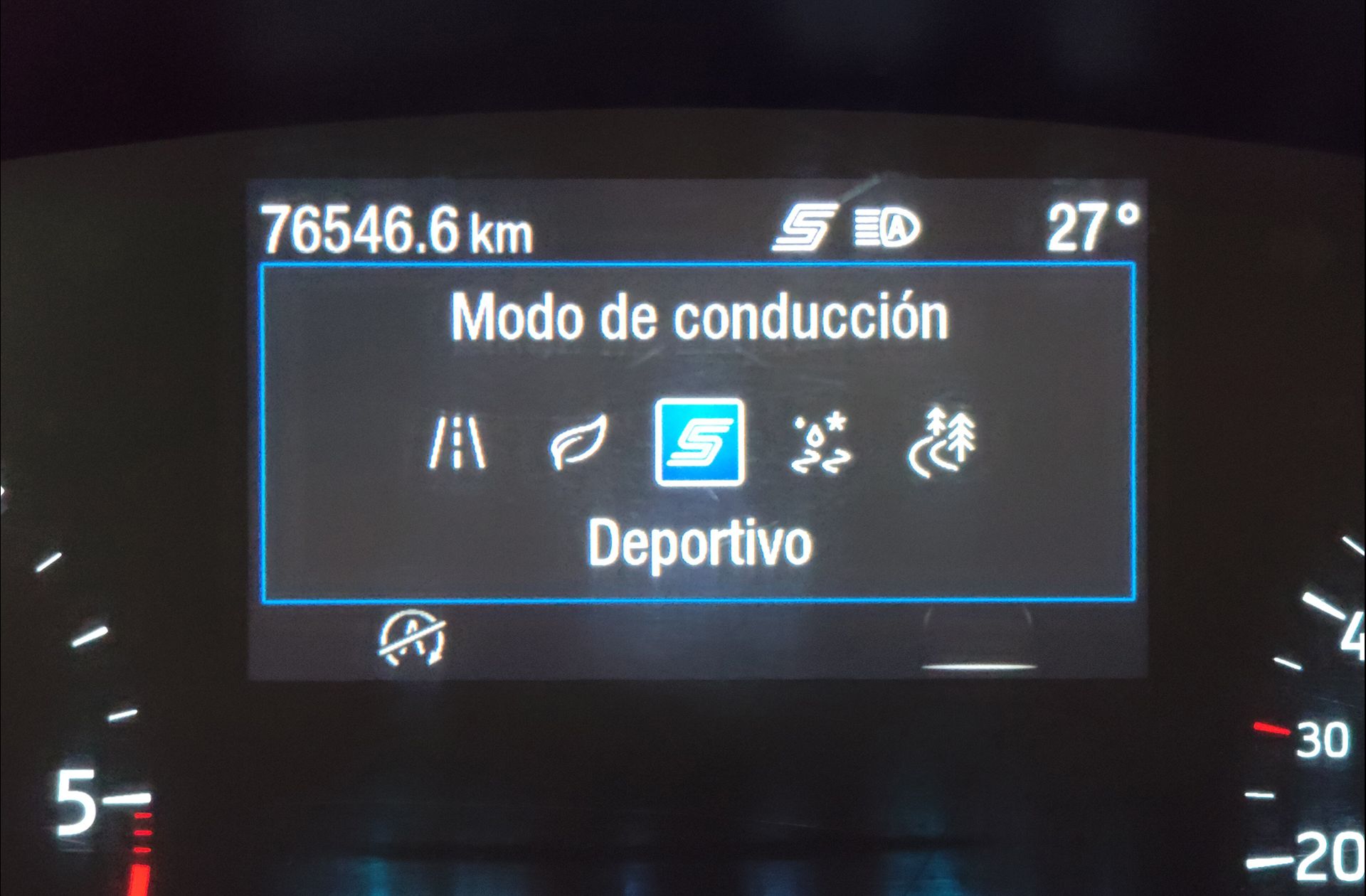 Ford Focus SportBreak 1.5 EcoBlue Active - foto 11