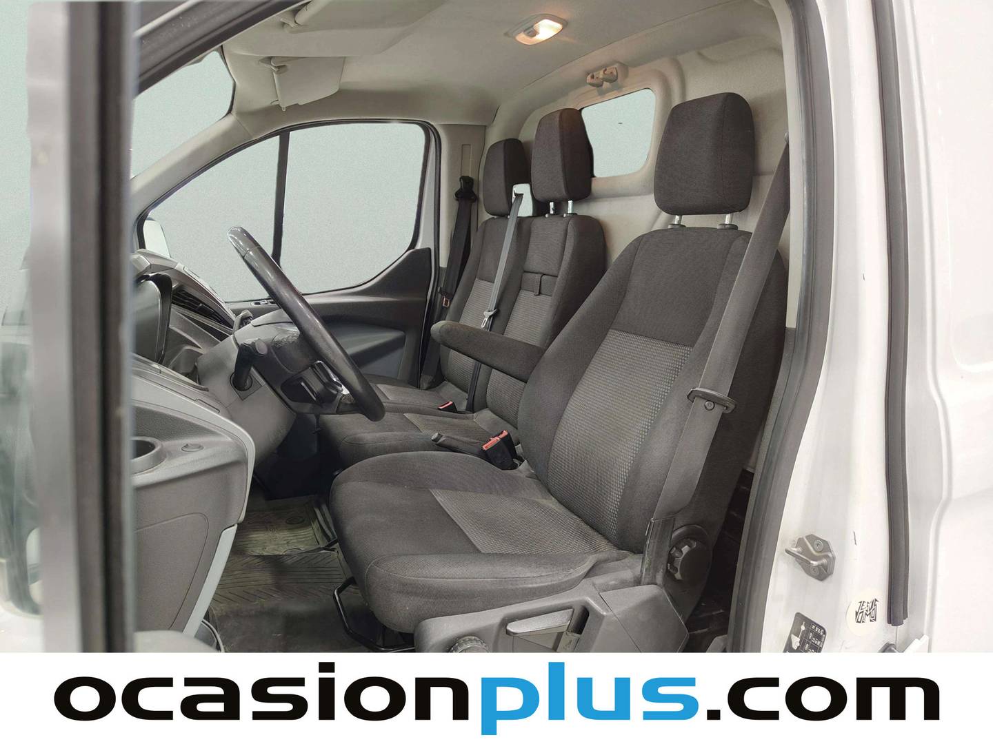 Foto asientos traseros Ford Transit Custom Ford Transit Custom Furgon 2.2 TDCI 270 L1 Ambiente (100 CV)