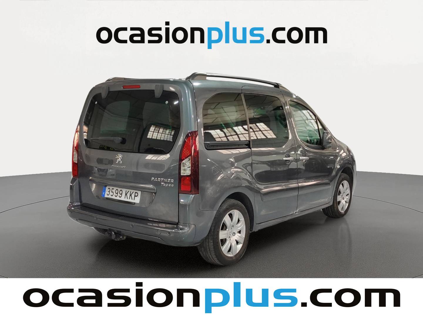 Foto trasera Peugeot Partner Peugeot Partner Tepee Combi BlueHDI 120 Style (120 CV) derecha