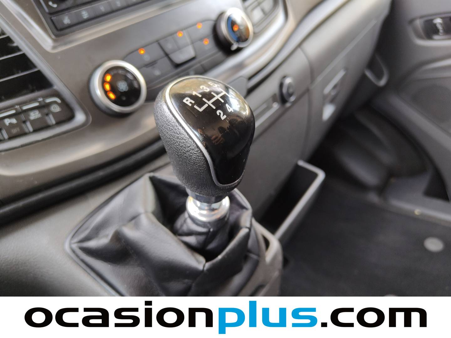 Ford Transit Ford Transit Furgon 350 MHEV L3H2 Trend Delantera (130 CV) de segunda mano