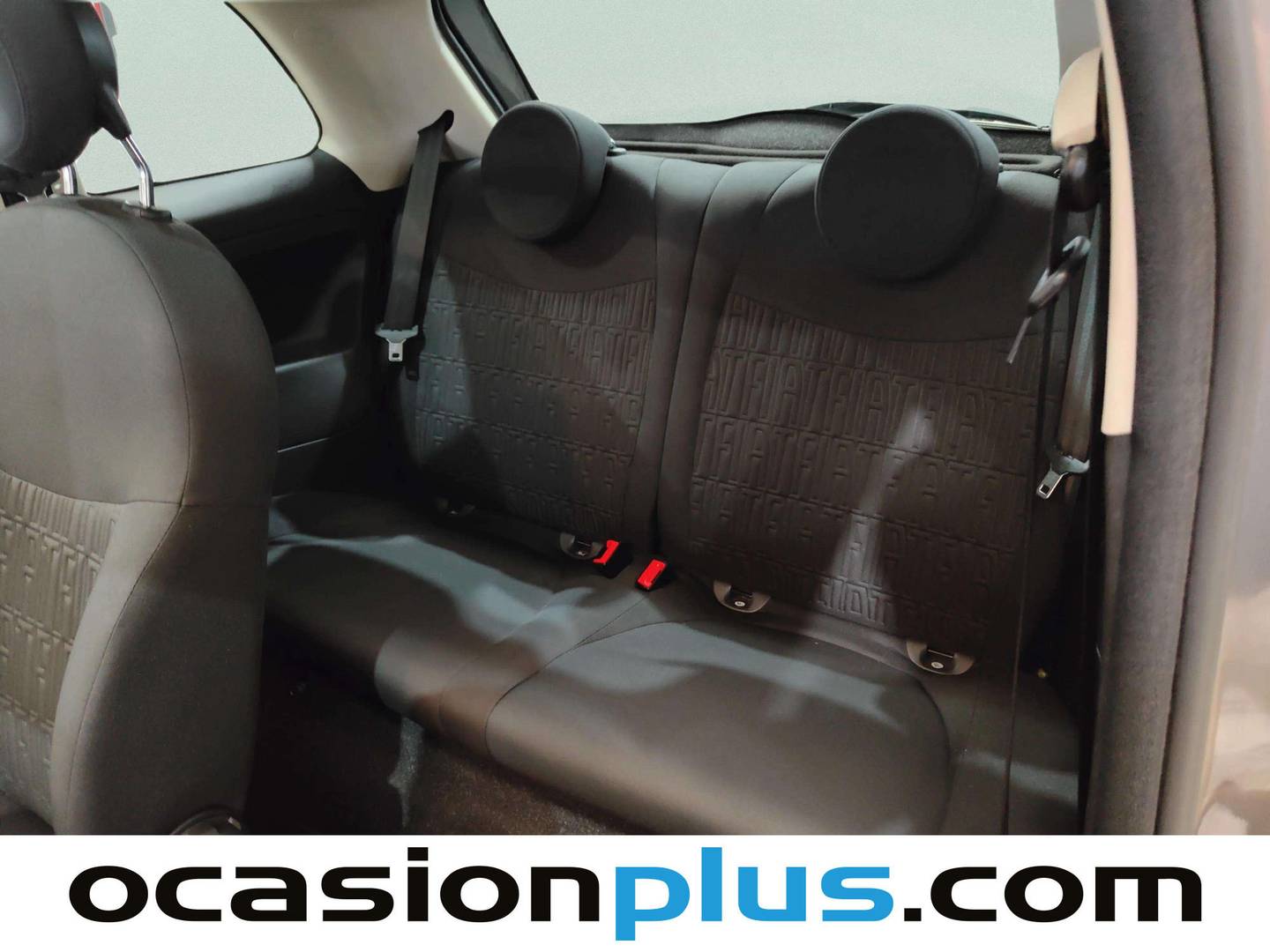 Foto asientos traseros Fiat 500 Fiat 500 1.0 Hybrid Dolcevita (70 CV)