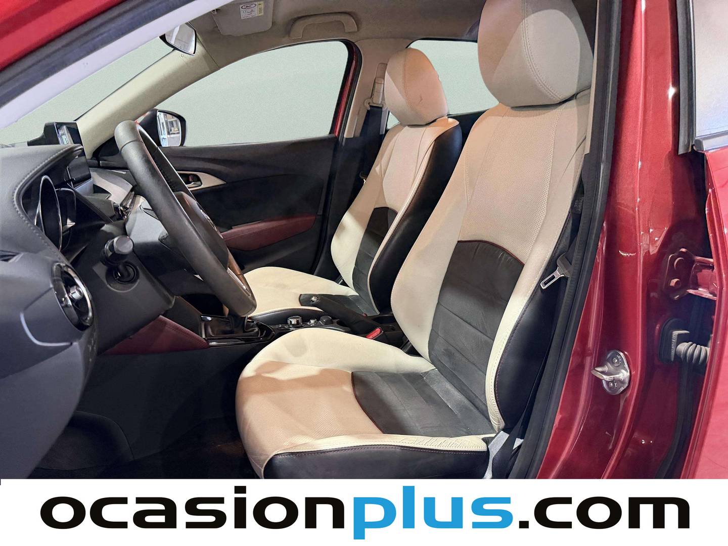 Foto asientos delanteros Mazda CX-3 Mazda CX-3 1.5 DE SKYACTIV Luxury White 2WD (105 CV)