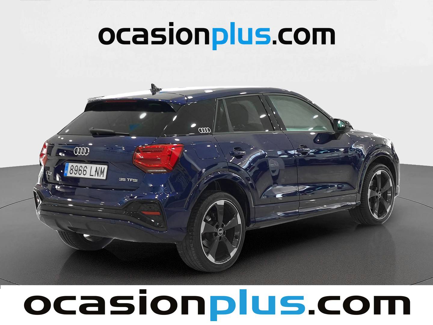 Foto trasera Audi Q2 Audi Q2 Black line 35 TFSI (150 CV) derecha