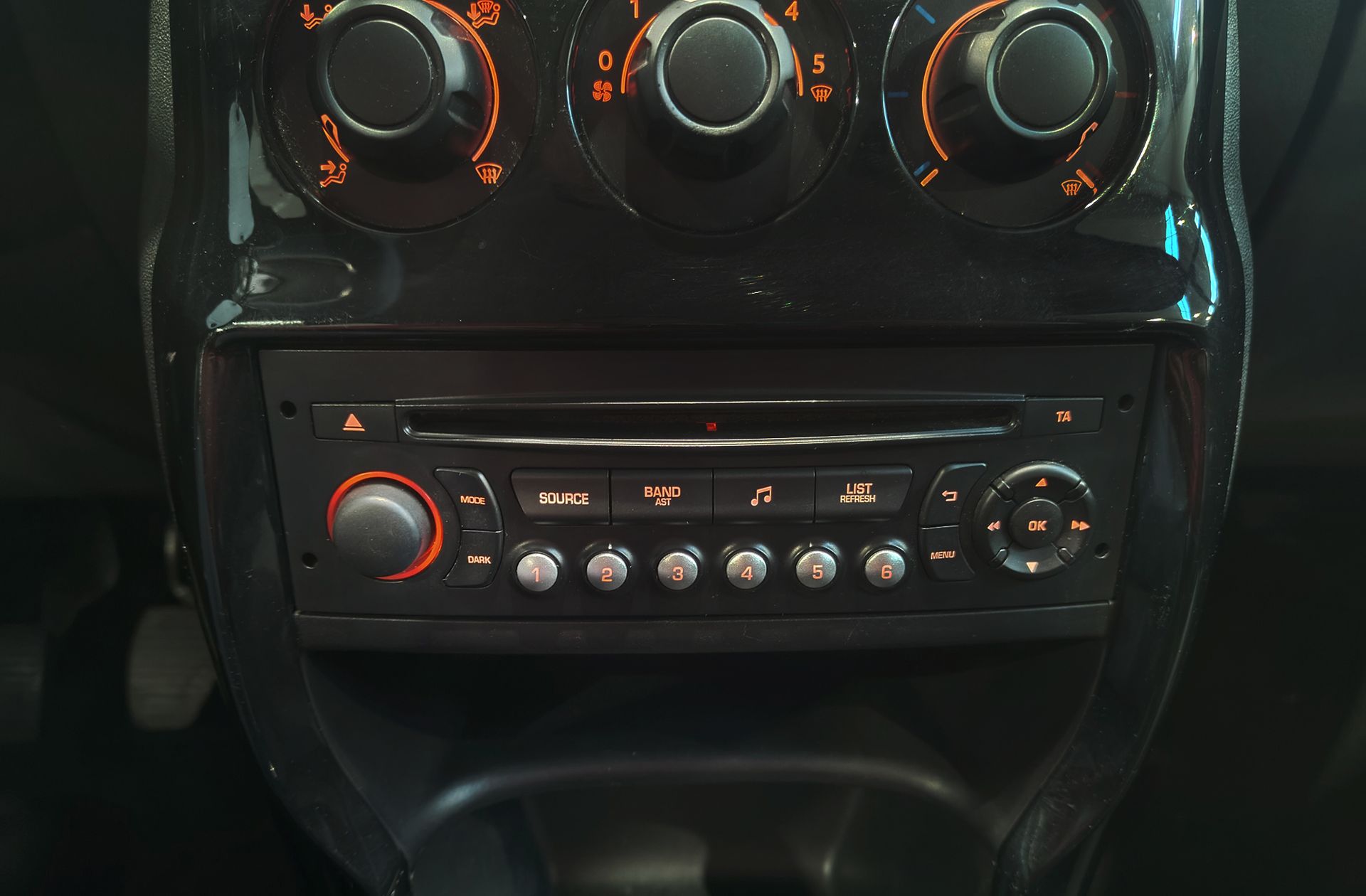 Citroën C3 VTi Tonic - foto 22