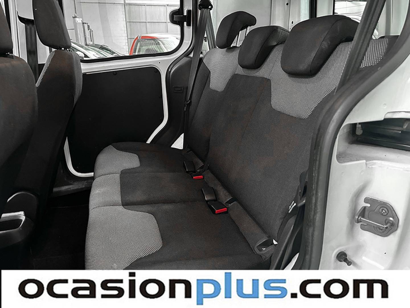 Foto Ford Transit Courier Ford Transit Courier Kombi 1.5 TDCi Ambiente (75 CV)