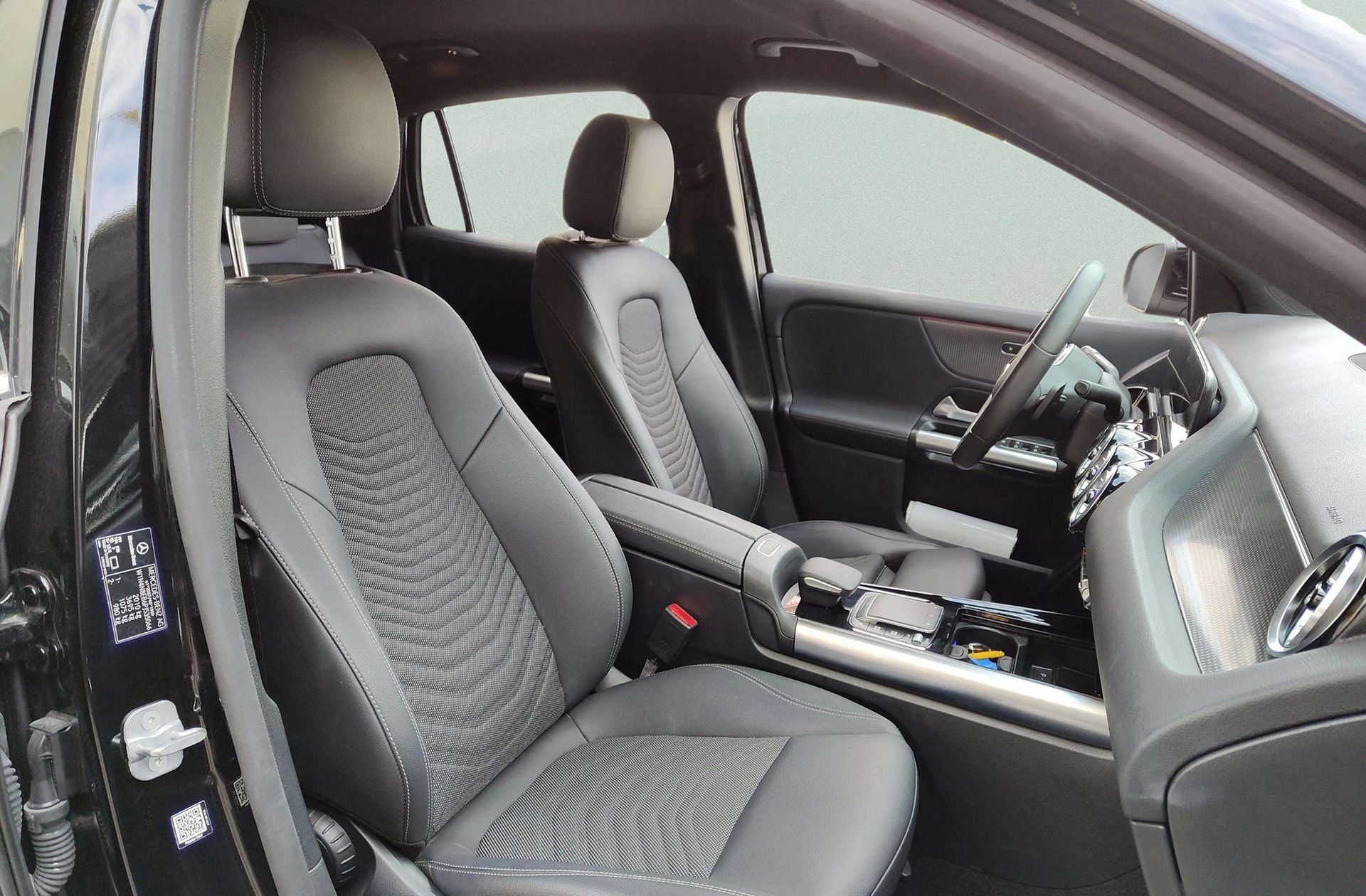 Mercedes-Benz GLA 180 - foto 22